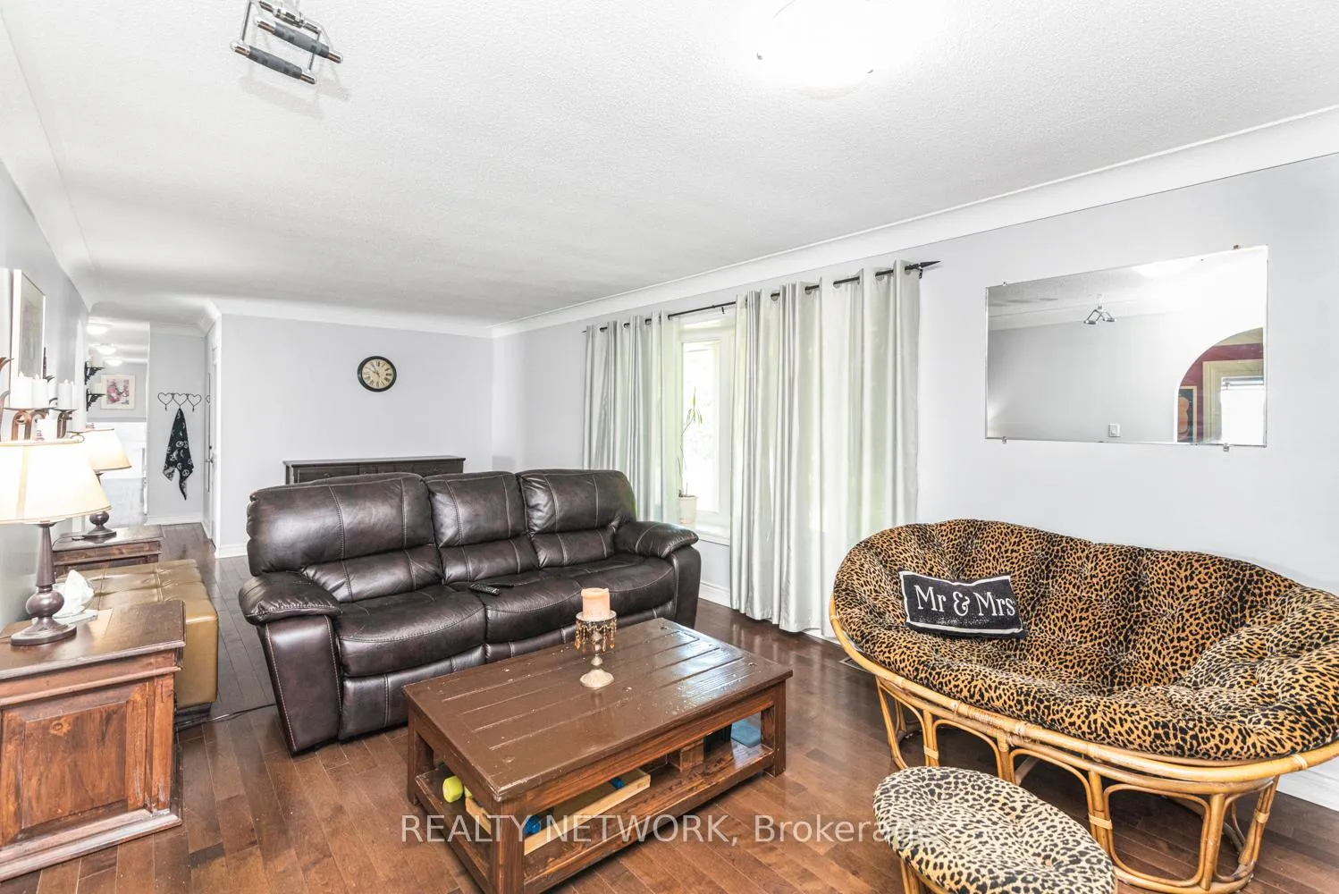 Photo 8 of 24 Harbinger Drive, Hamilton, Rural Stoney Creek — HOMEH