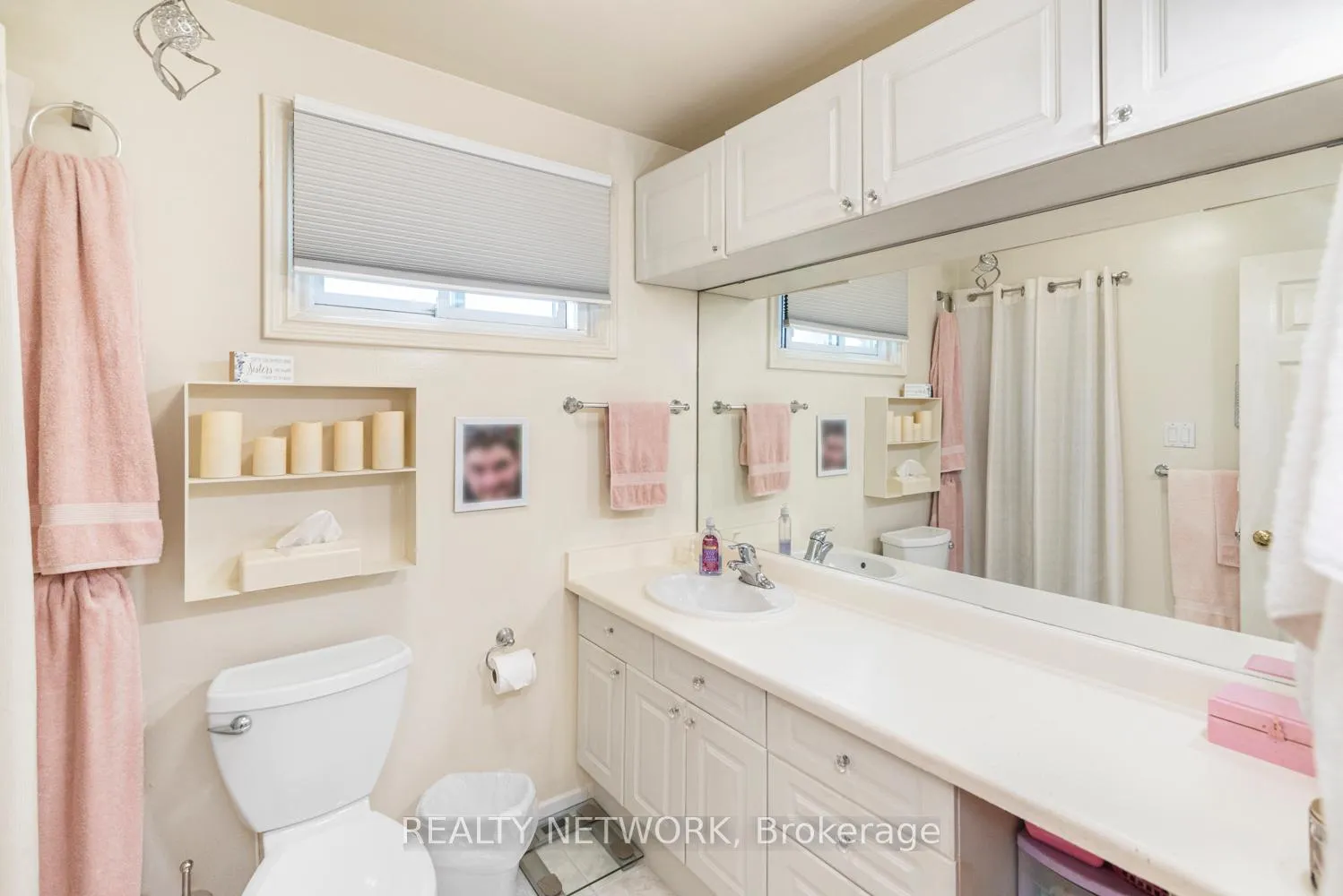 Photo 18 of 24 Harbinger Drive, Hamilton, Rural Stoney Creek — HOMEH