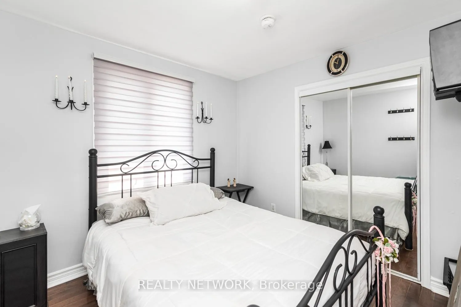 Photo 19 of 24 Harbinger Drive, Hamilton, Rural Stoney Creek — HOMEH