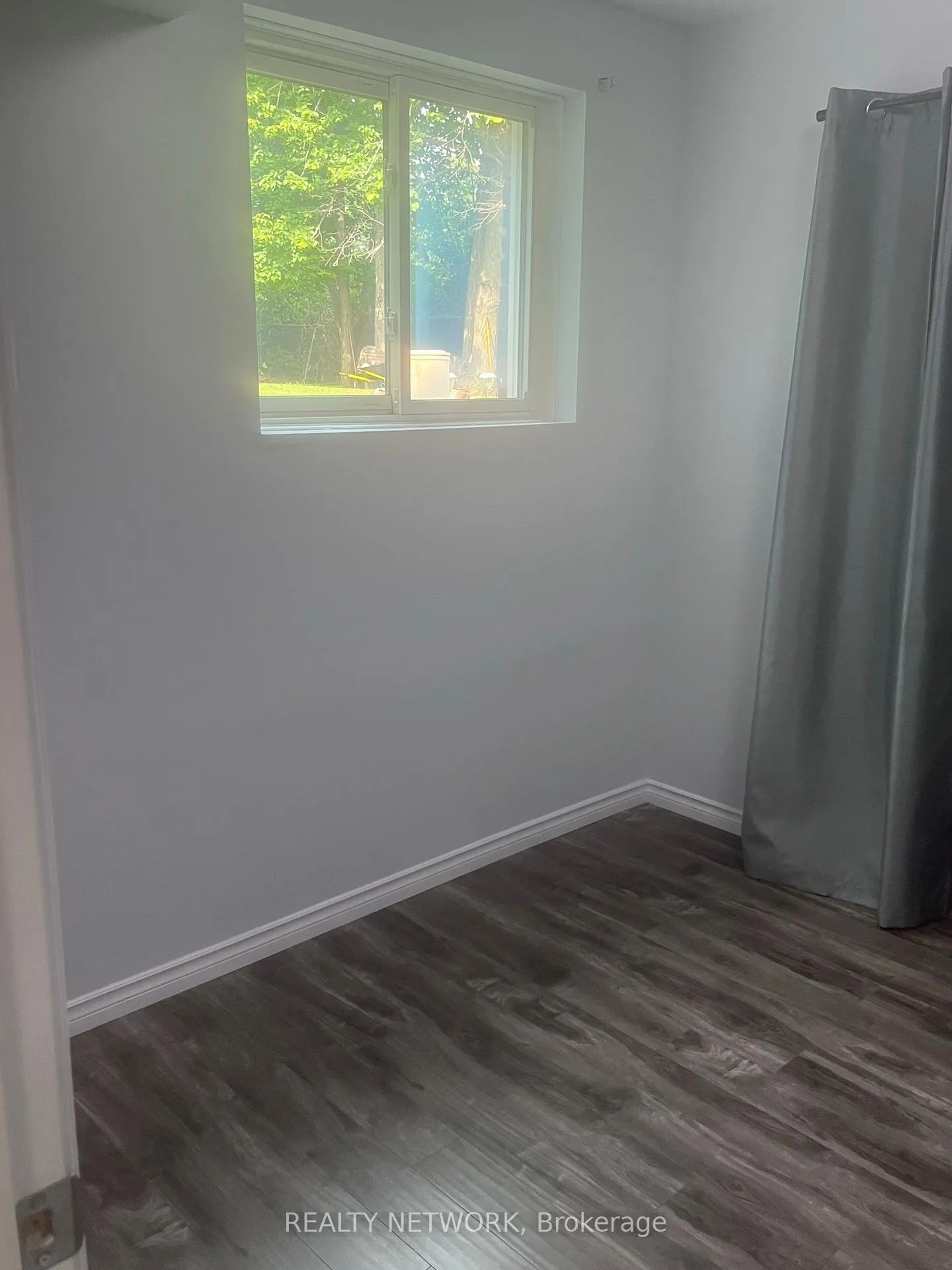 Photo 39 of 24 Harbinger Drive, Hamilton, Rural Stoney Creek — HOMEH