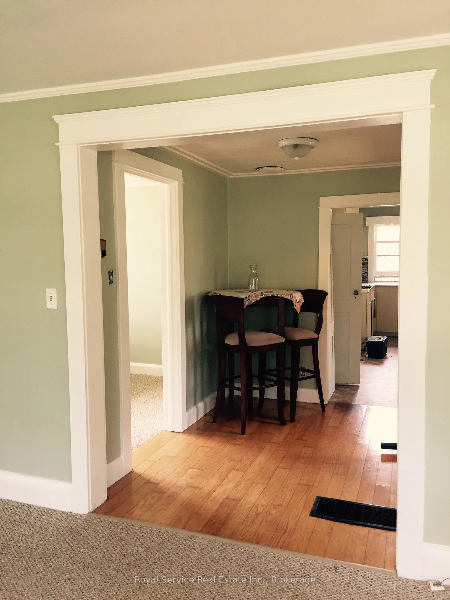 Photo 11 of 5418 Lakeshore Drive, Hamilton Township, Rural Hamilton — HOMEH
