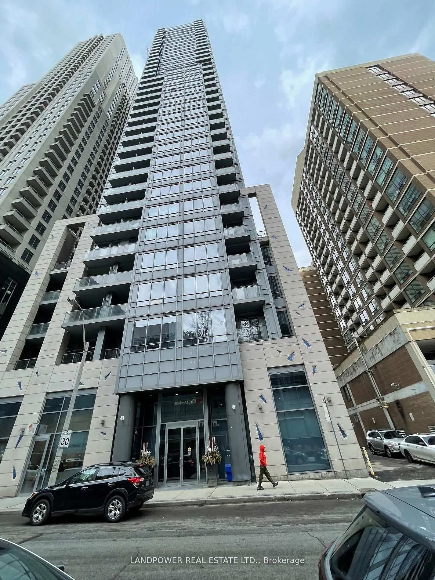 Photo 2 of Unit 1501, 21 Balmuto Street, Toronto, Bay Street Corridor — HOMEH