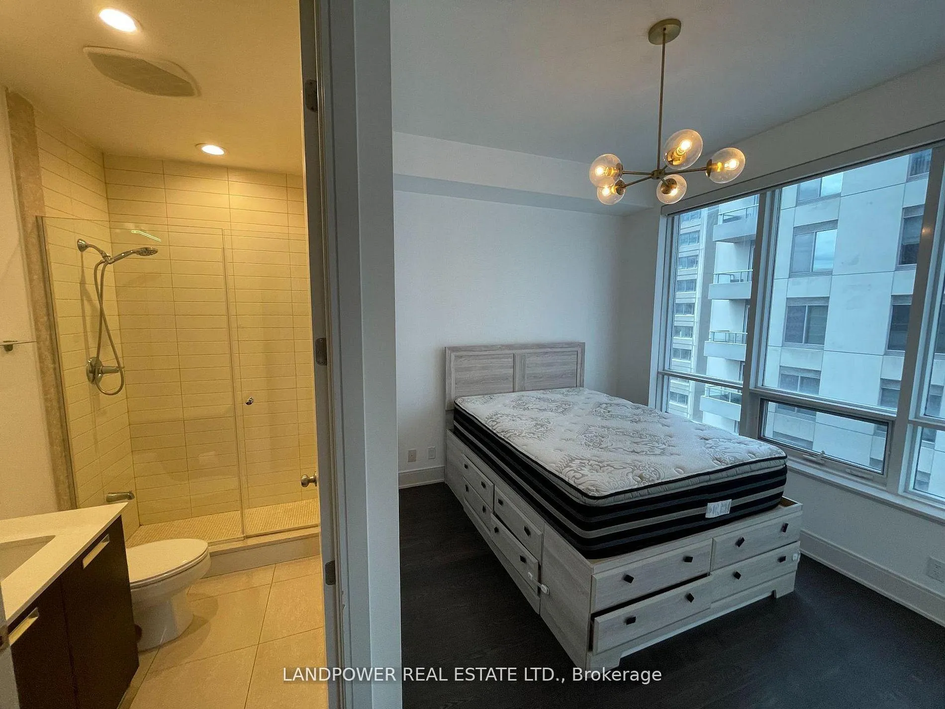Photo 8 of Unit 1501, 21 Balmuto Street, Toronto, Bay Street Corridor — HOMEH