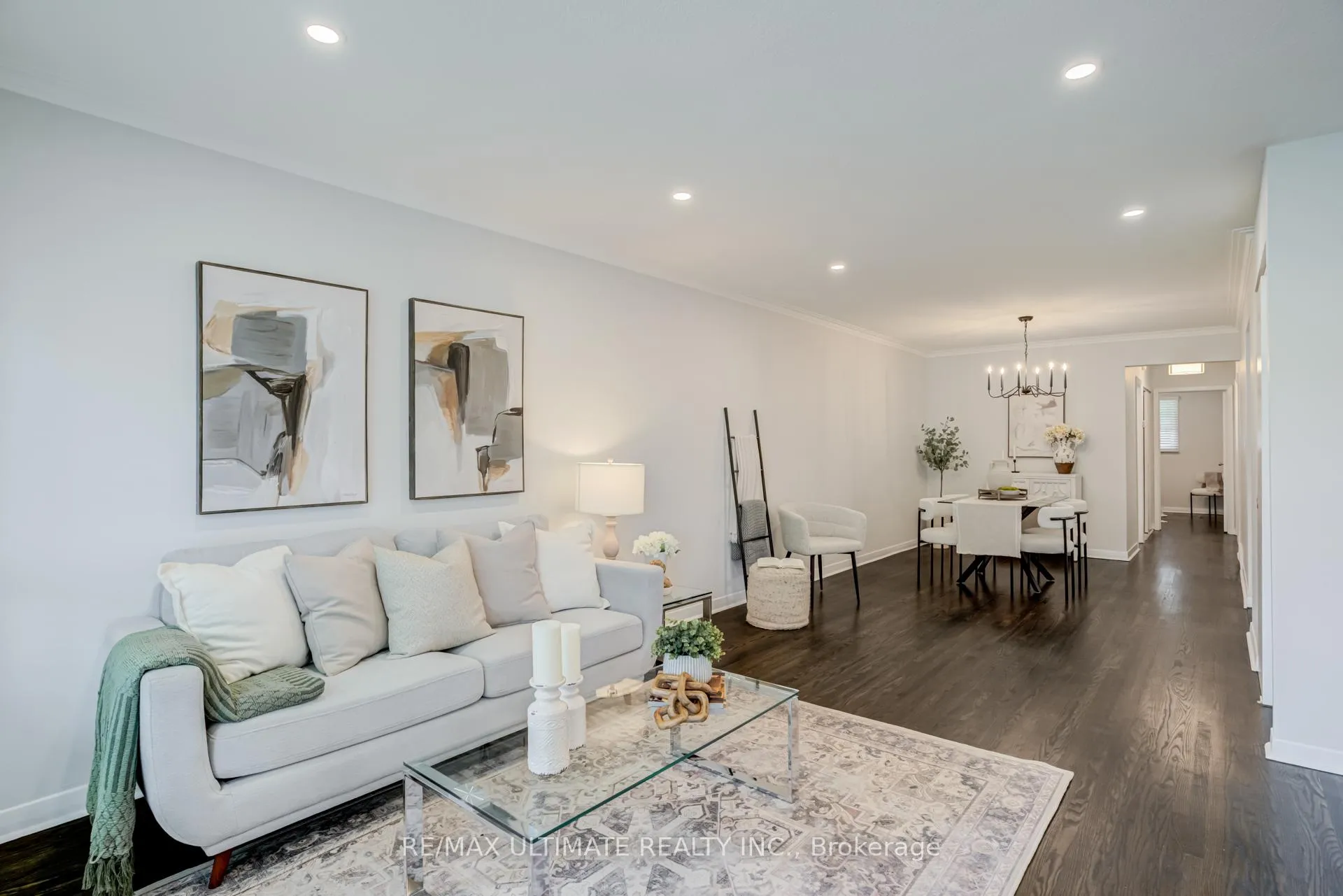 Photo 6 of 33 King Richard Court, Markham, Bullock — HOMEH