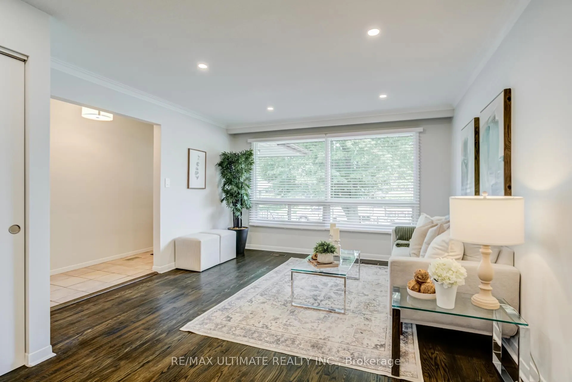 Photo 7 of 33 King Richard Court, Markham, Bullock — HOMEH