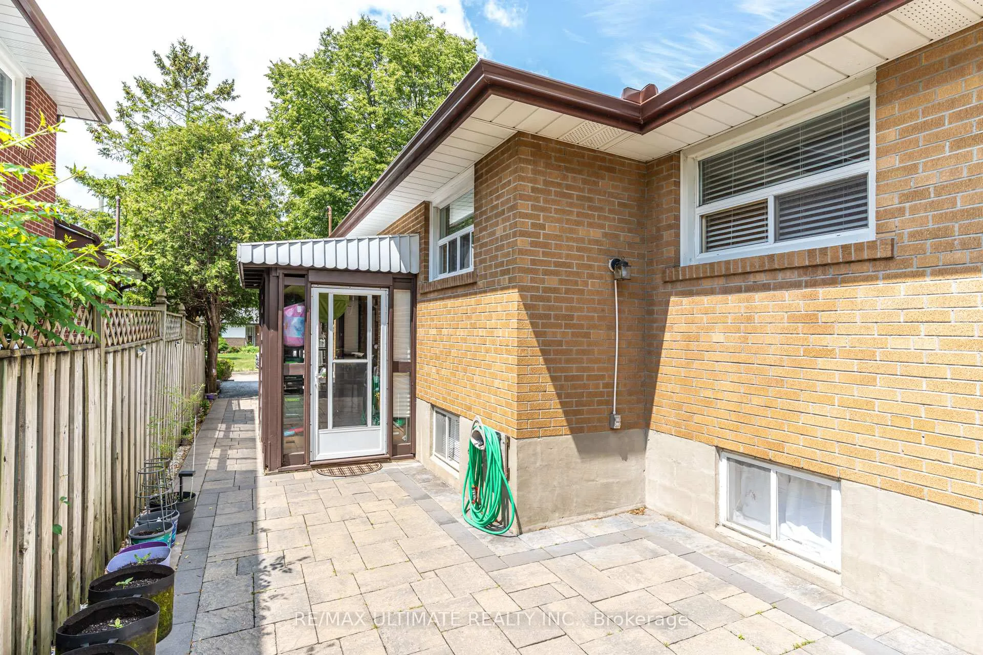 Photo 27 of 33 King Richard Court, Markham, Bullock — HOMEH