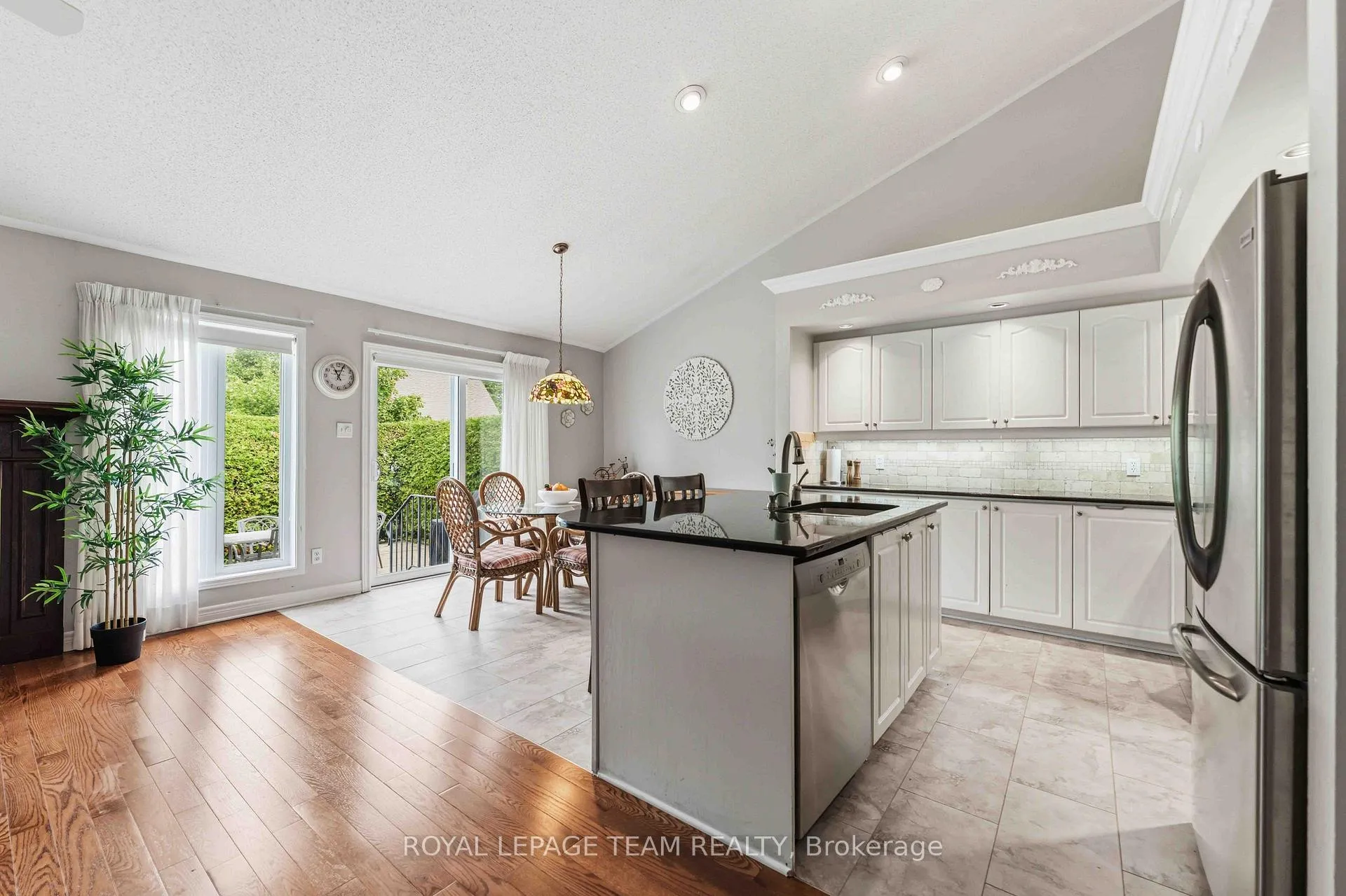 Photo 20 of 38 Settler's Ridge Way, Ottawa, Barrhaven - Longfields — HOMEH