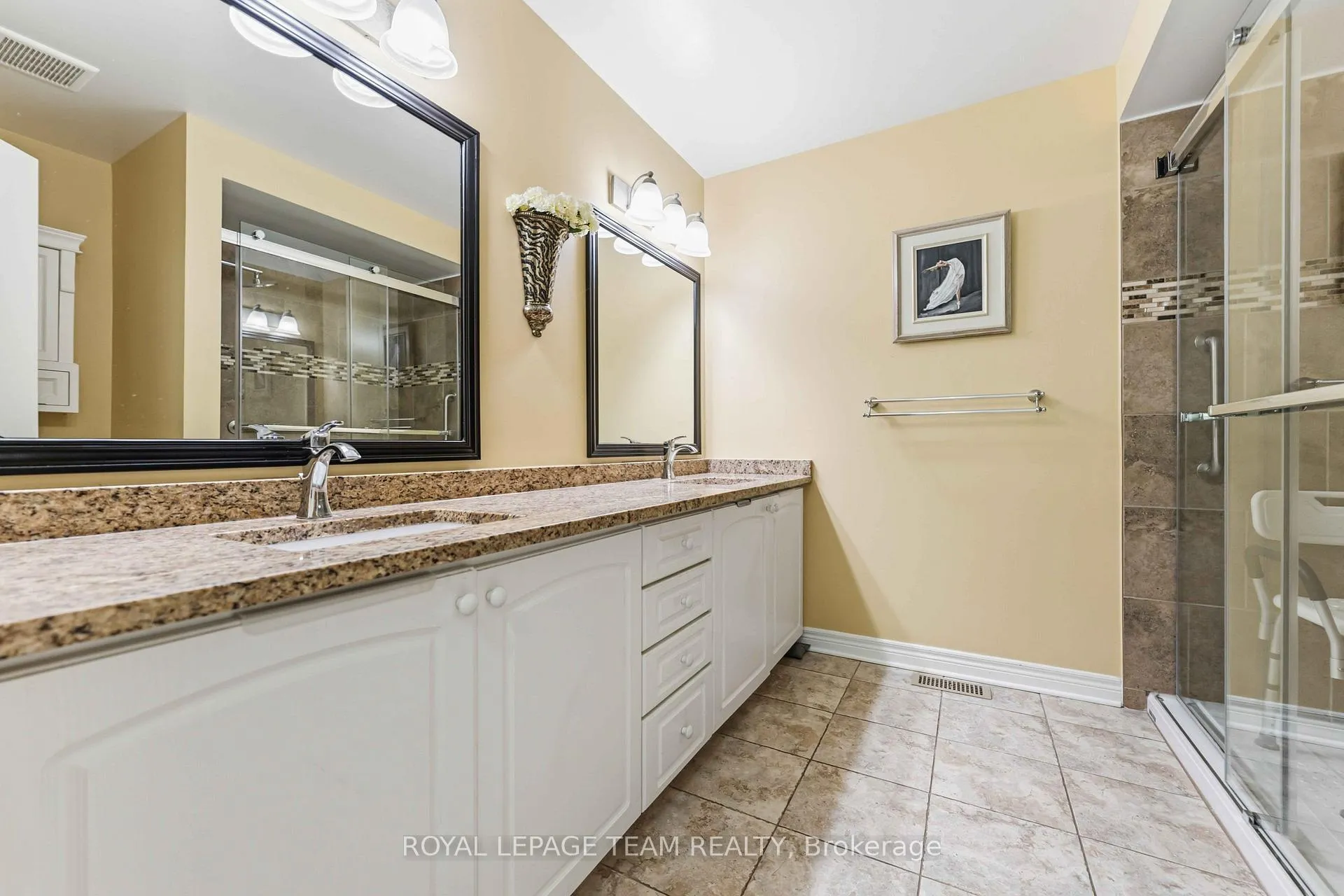 Photo 29 of 38 Settler's Ridge Way, Ottawa, Barrhaven - Longfields — HOMEH