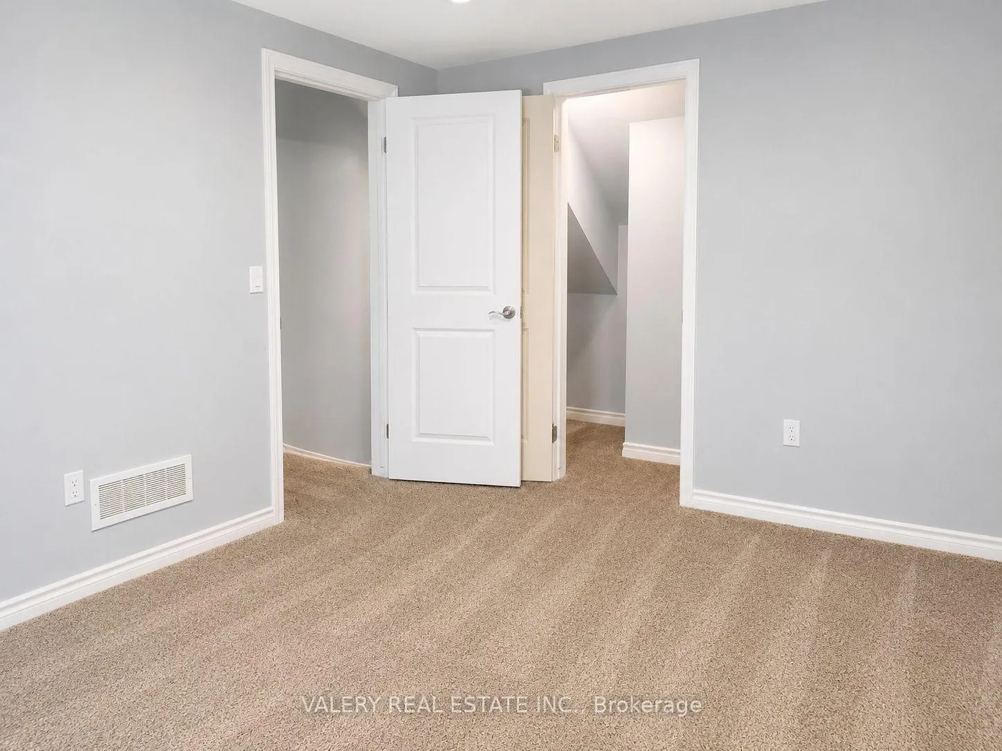 Photo 14 of 1815 Francois Road, Windsor, Fontainbleu — HOMEH