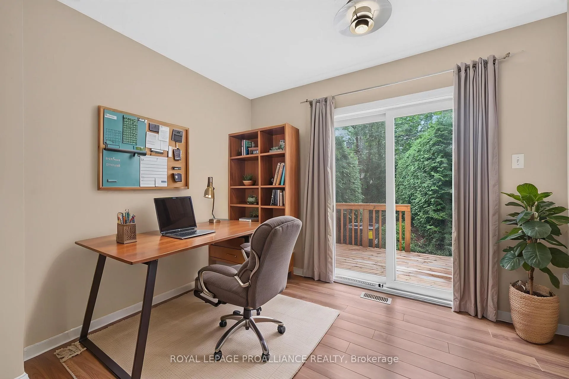 Photo 9 of 80 Rothbury Crescent, Ottawa, CFB Rockcliffe and Area — HOMEH