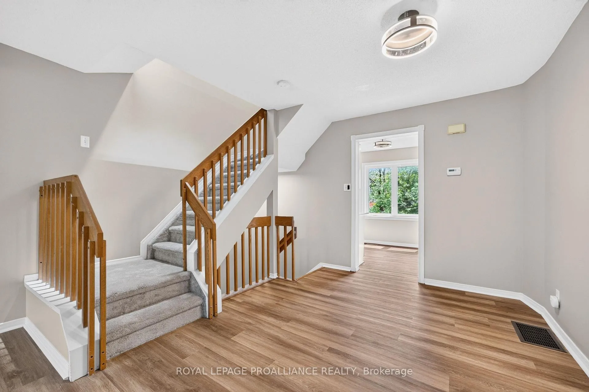 Photo 19 of 80 Rothbury Crescent, Ottawa, CFB Rockcliffe and Area — HOMEH