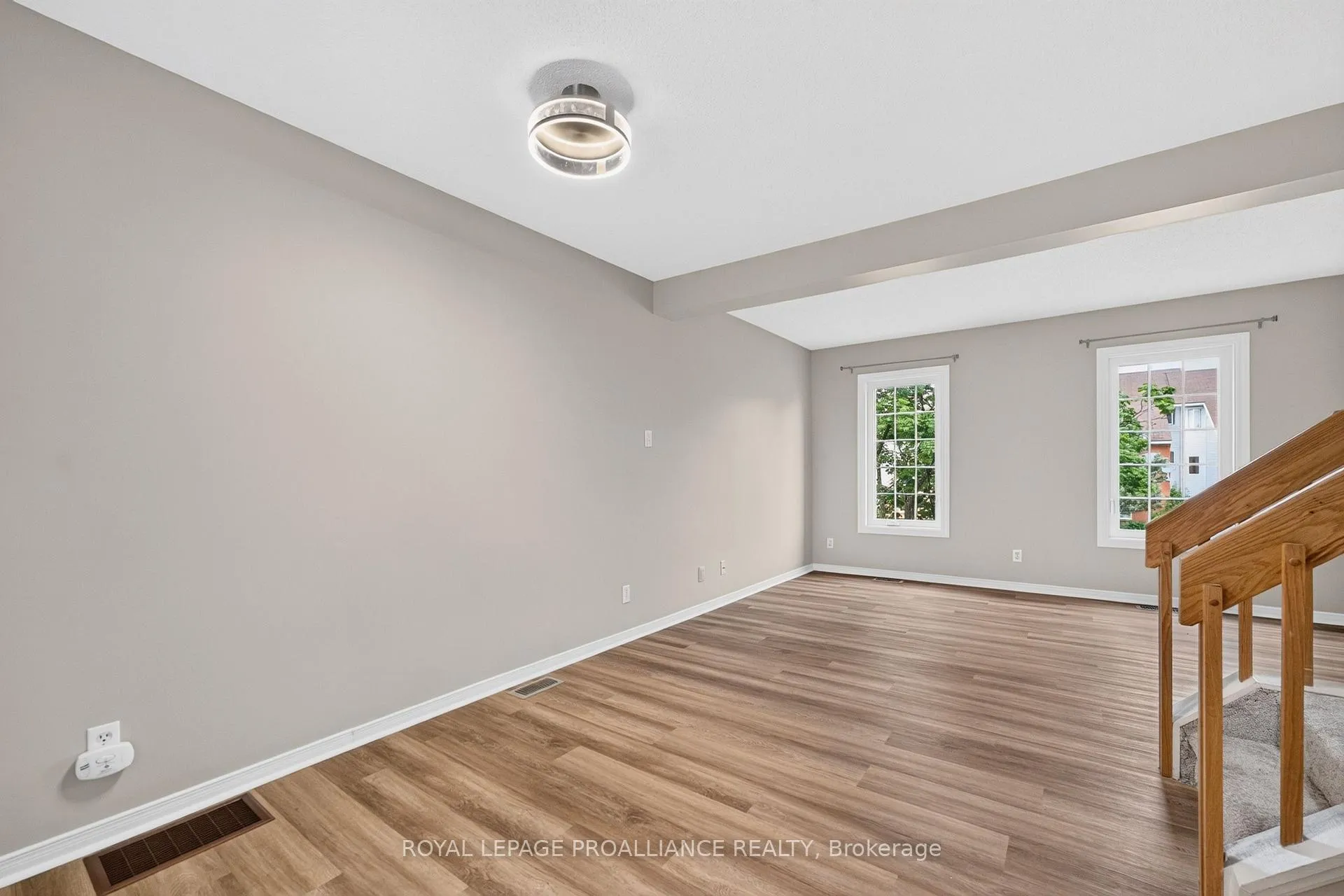 Photo 23 of 80 Rothbury Crescent, Ottawa, CFB Rockcliffe and Area — HOMEH