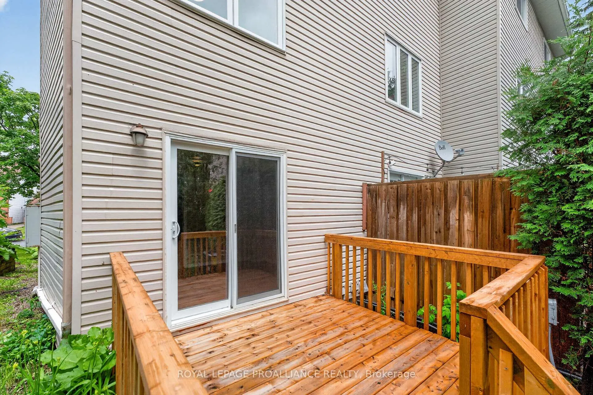 Photo 37 of 80 Rothbury Crescent, Ottawa, CFB Rockcliffe and Area — HOMEH