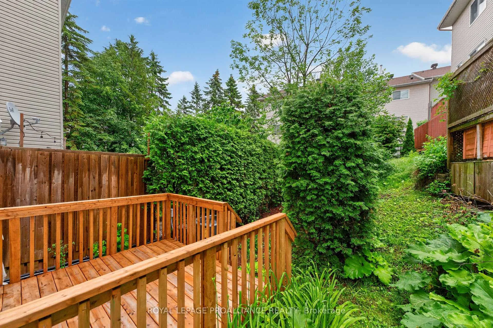 Photo 40 of 80 Rothbury Crescent, Ottawa, CFB Rockcliffe and Area — HOMEH