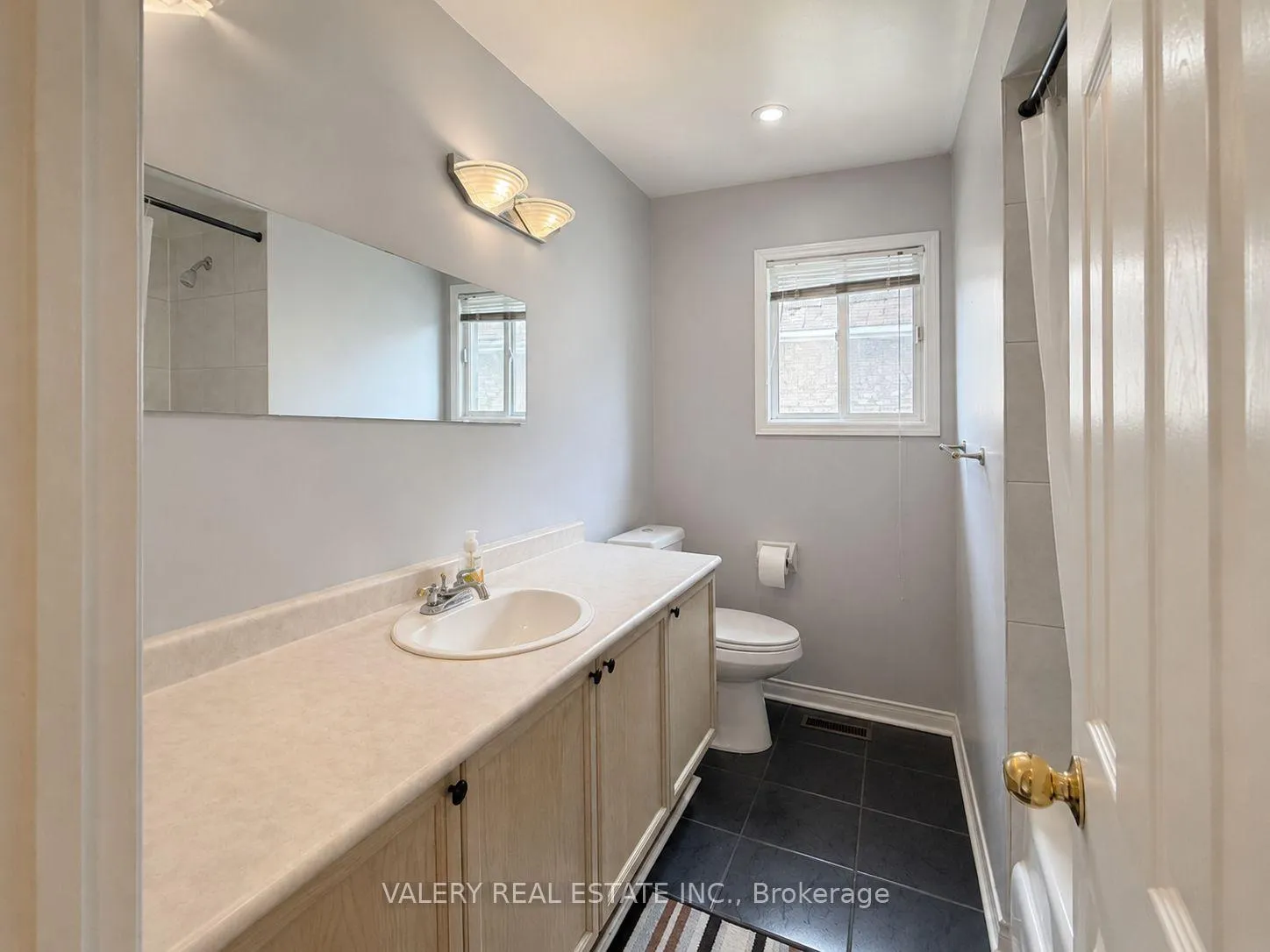 Photo 11 of 12 Letty Avenue, Brampton, Fletcher's West — HOMEH