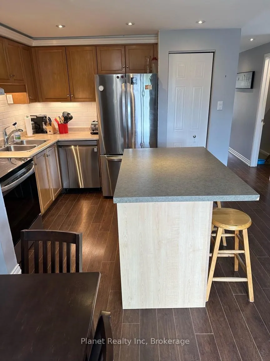 Photo 6 of Unit 27, 66 Rodgers Road, Guelph, Kortright West — HOMEH