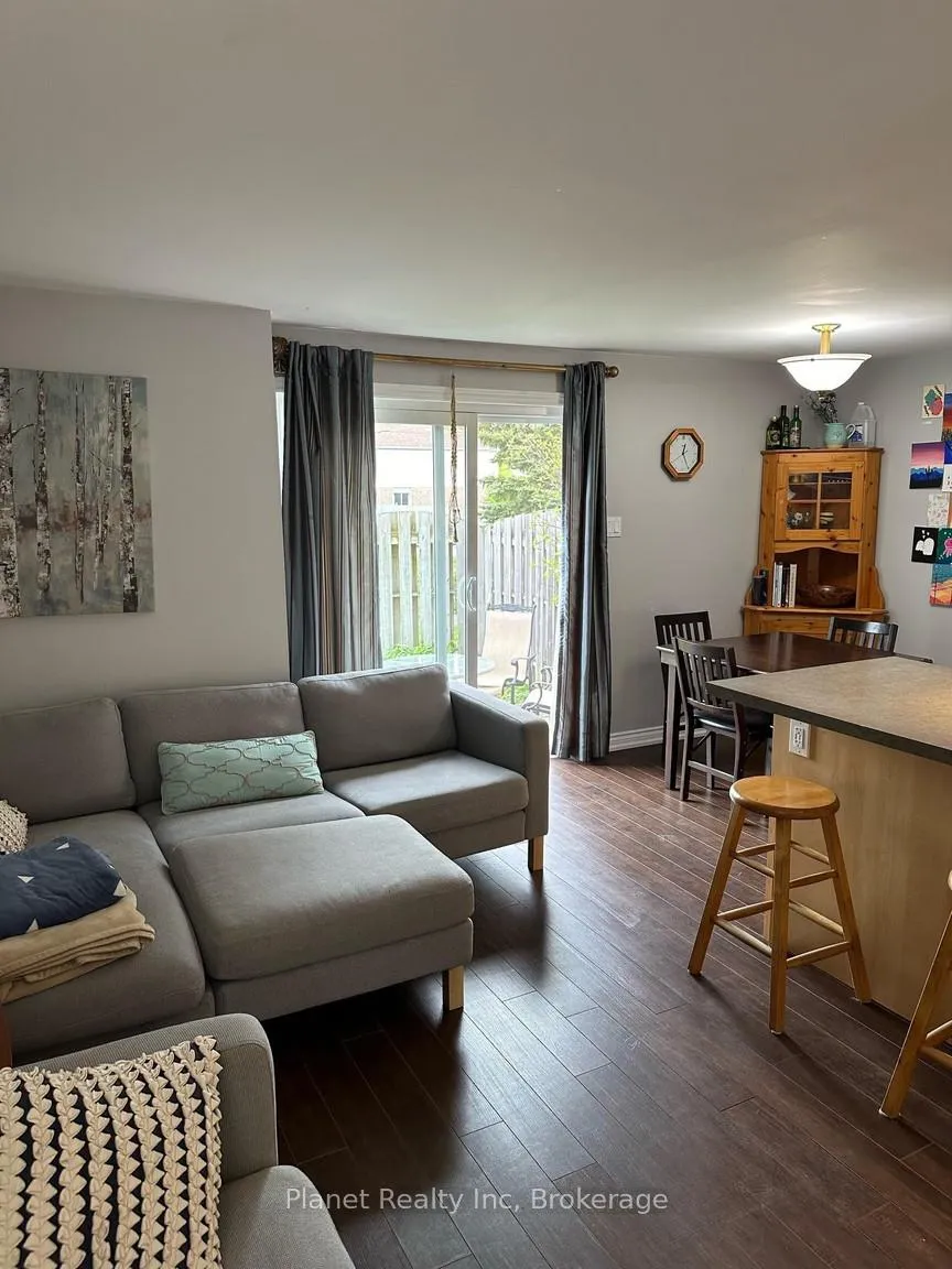 Photo 7 of Unit 27, 66 Rodgers Road, Guelph, Kortright West — HOMEH