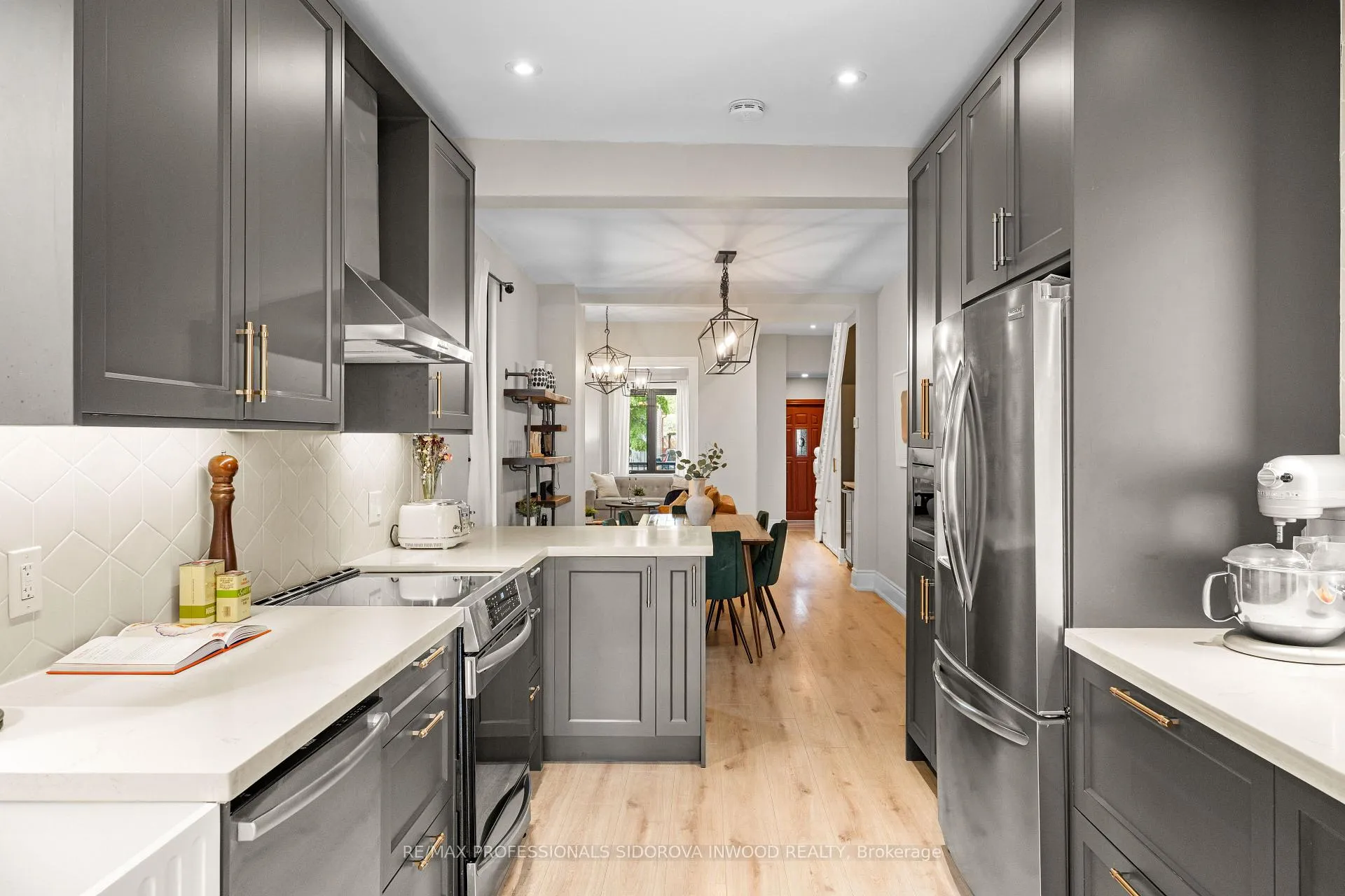 Photo 6 of 209 Maria Street, Toronto, Junction Area — HOMEH