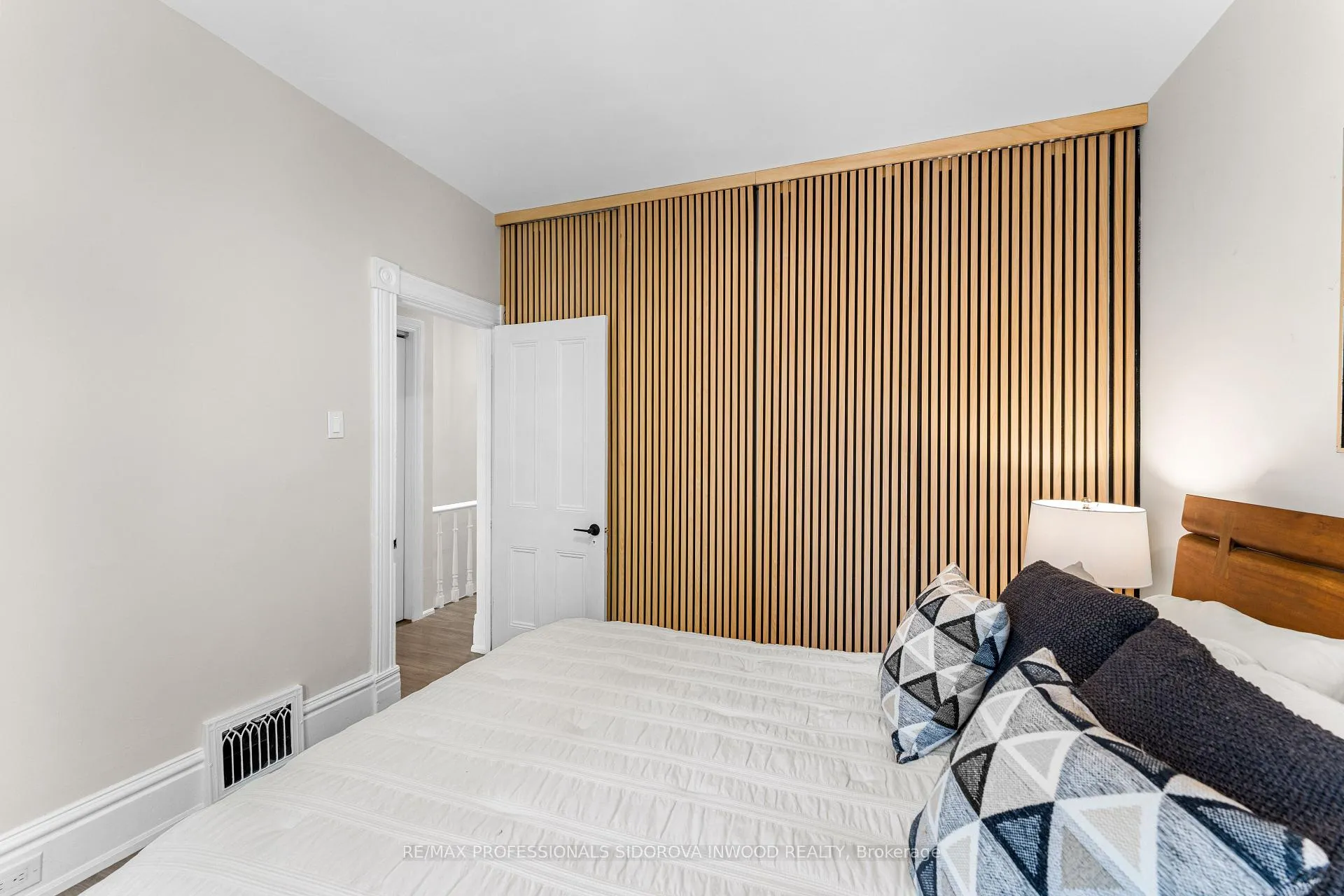 Photo 29 of 209 Maria Street, Toronto, Junction Area — HOMEH