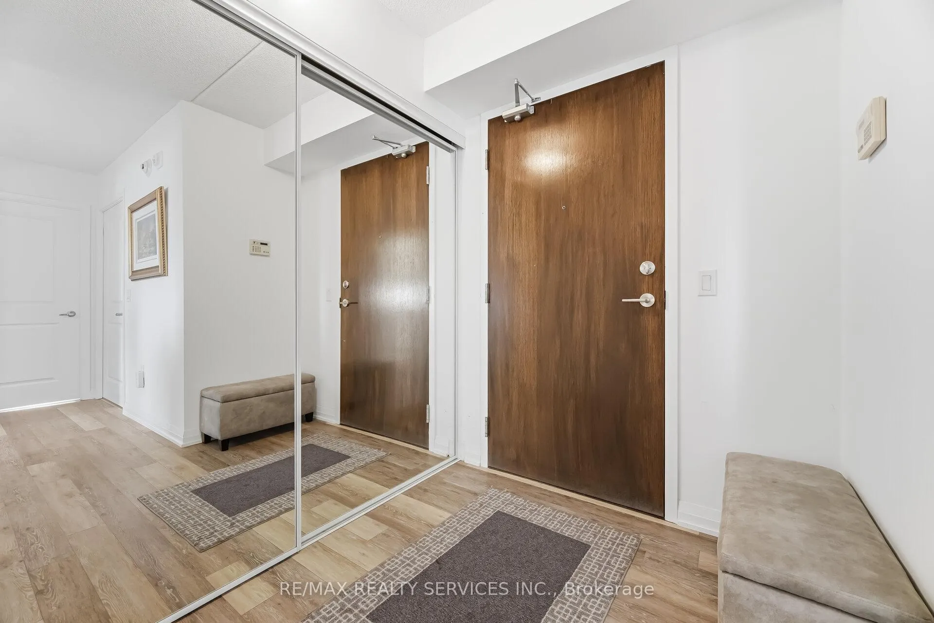 Photo 5 of Unit 305, 30 Via Rosedale, Brampton, Sandringham-Wellington — HOMEH