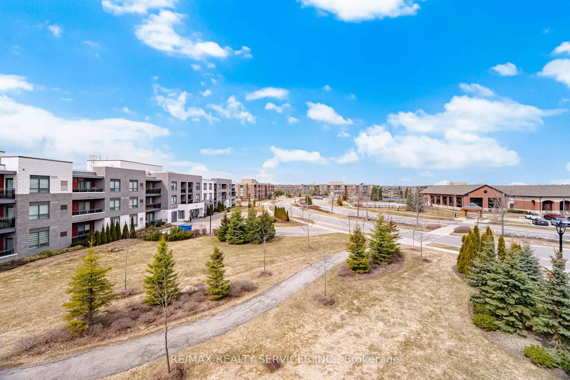 Photo 28 of Unit 305, 30 Via Rosedale, Brampton, Sandringham-Wellington — HOMEH