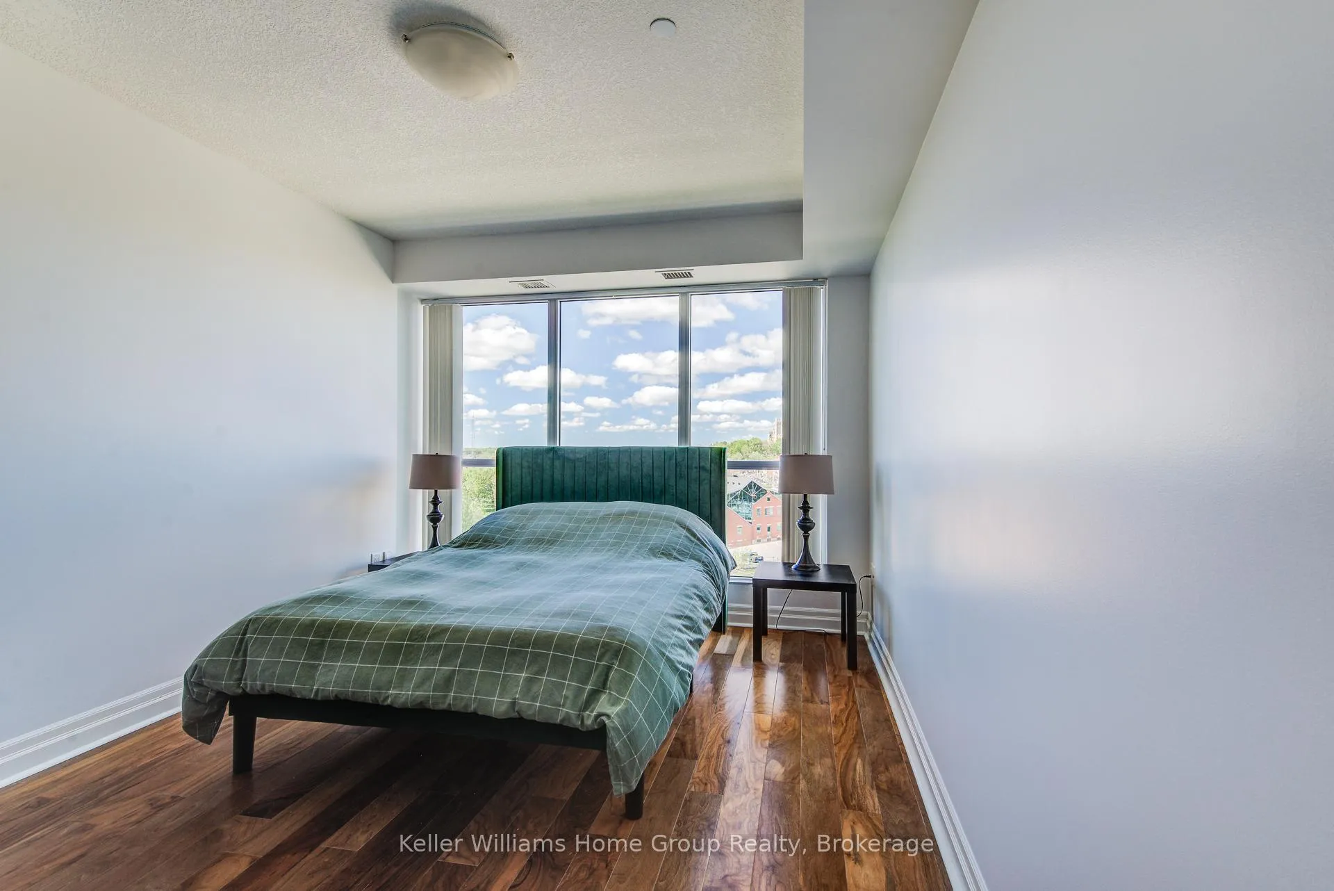 Photo 16 of Unit 901, 150 Wellington Street E, Guelph, Downtown — HOMEH