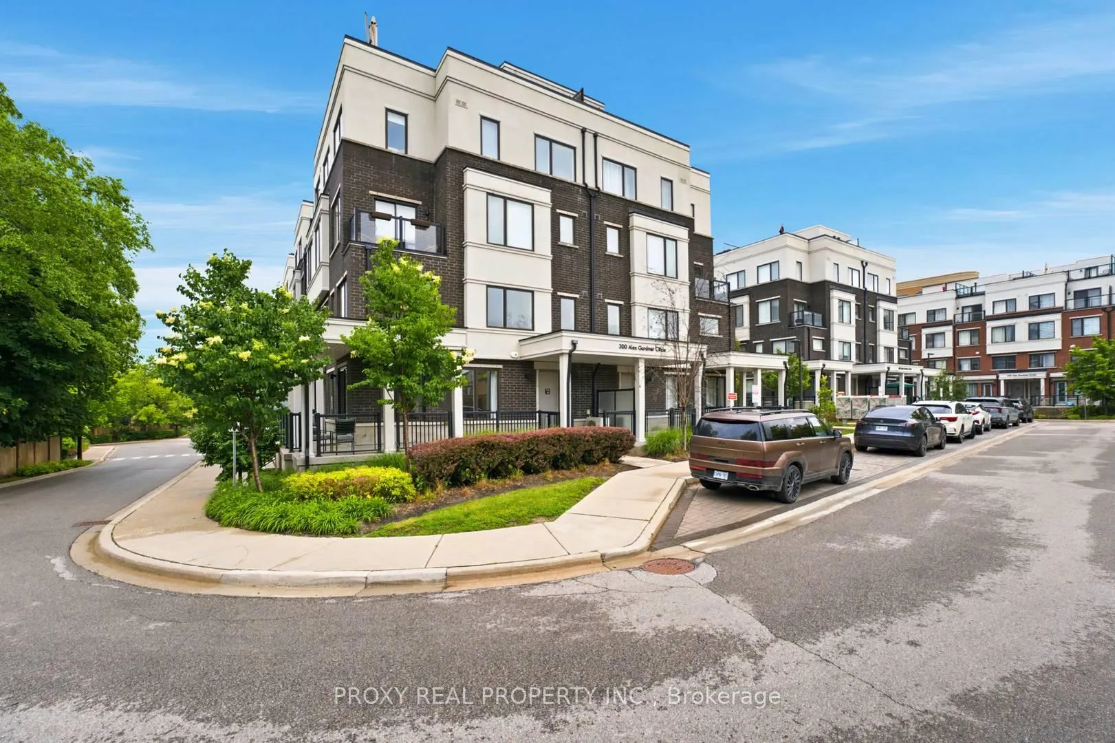 Photo 1 of Unit 41, 300 Alex Gardner Circle, Aurora, Aurora Village — HOMEH