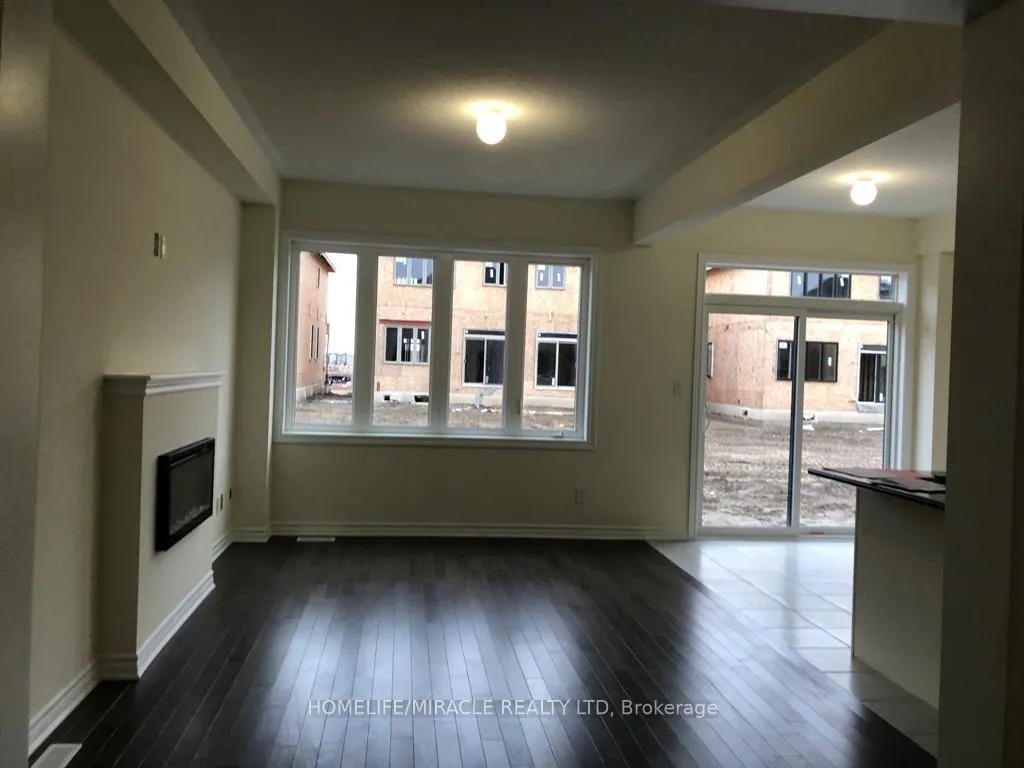 Photo 5 of 25 Closson Drive, Whitby, Rural Whitby — HOMEH