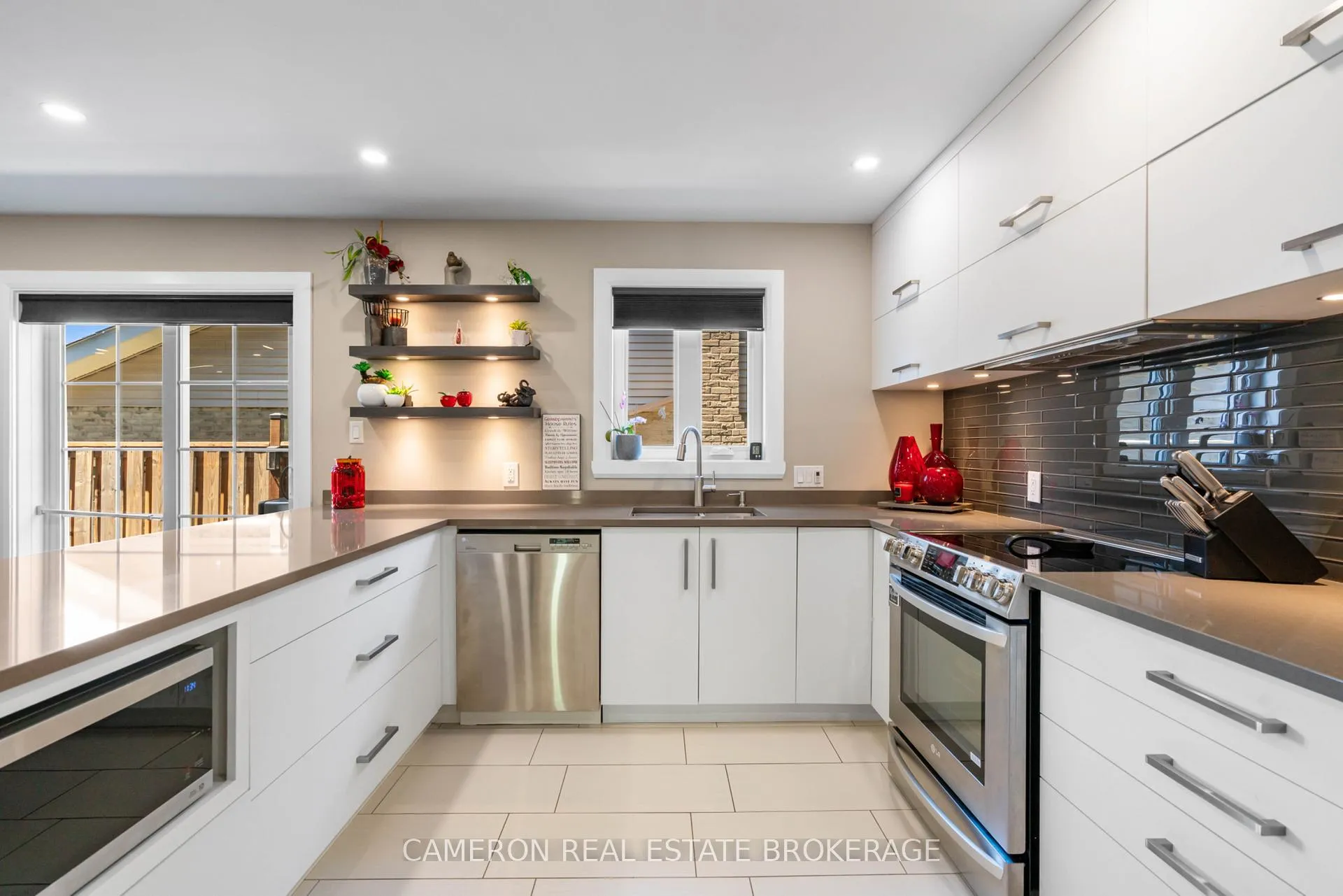 Photo 11 of 1368 Patricia Place, Cornwall, Cornwall — HOMEH