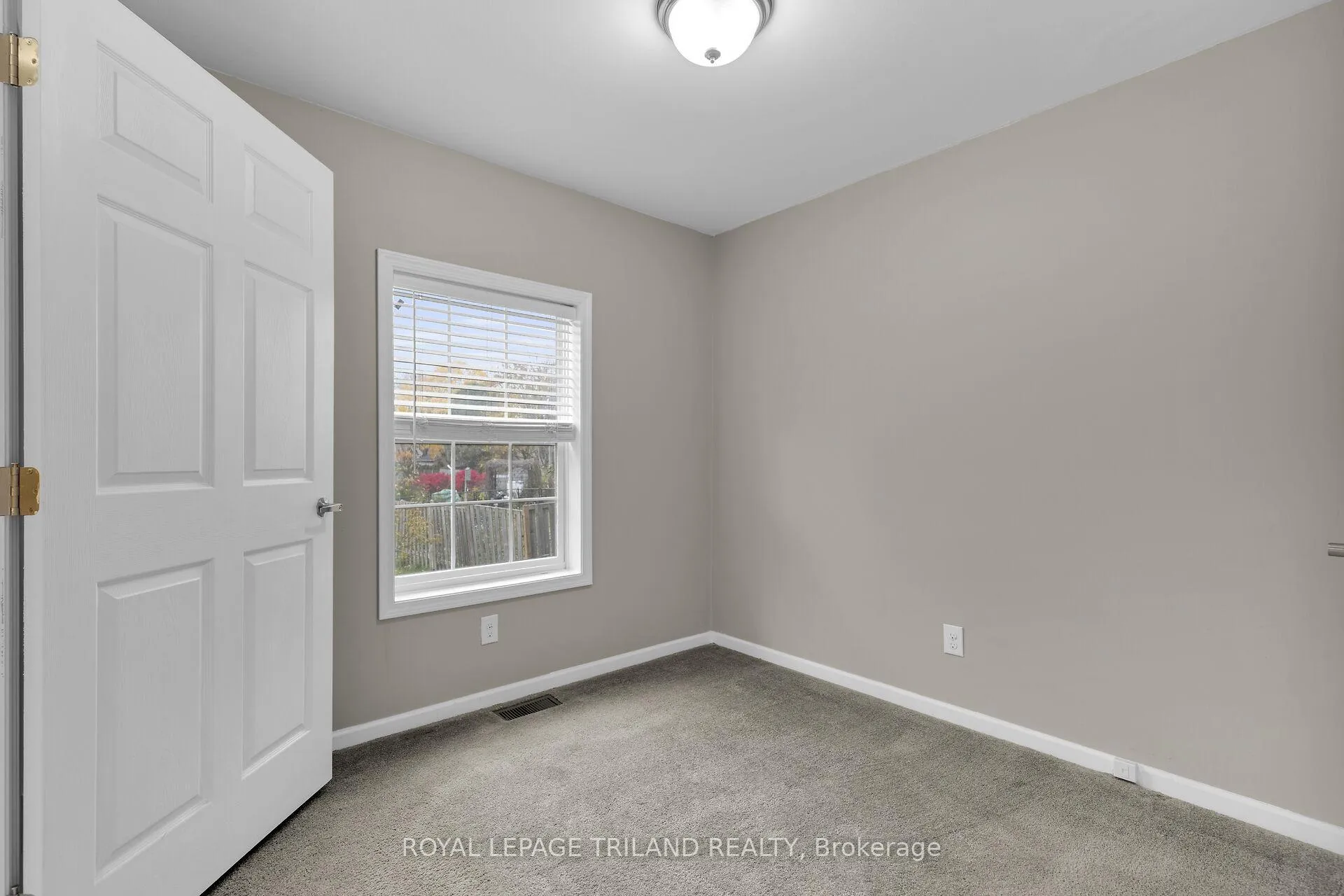 Photo 11 of 330 Matilda Street, Central Huron, Clinton — HOMEH