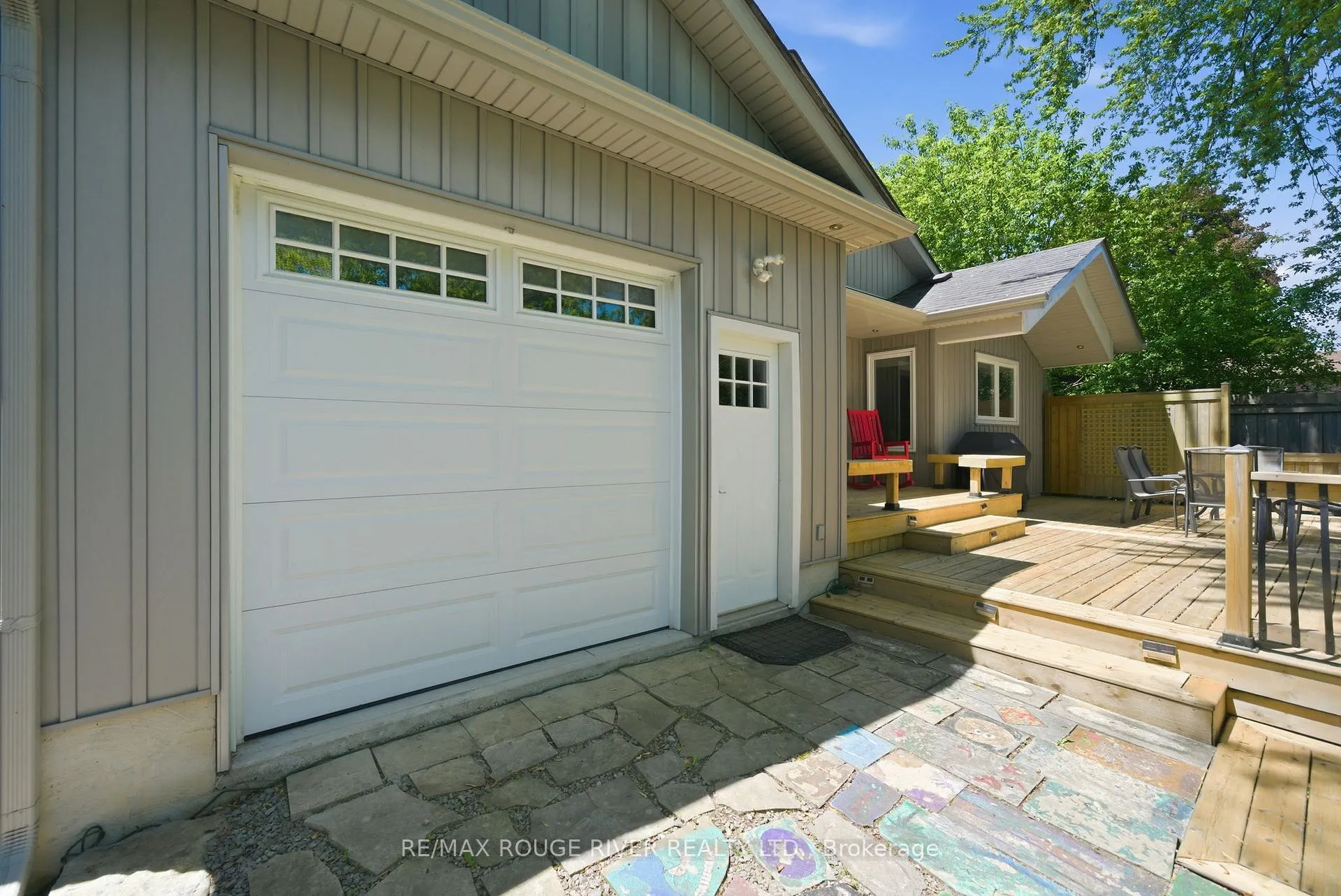 Photo 34 of 717 Hillview Crescent, Pickering, West Shore — HOMEH
