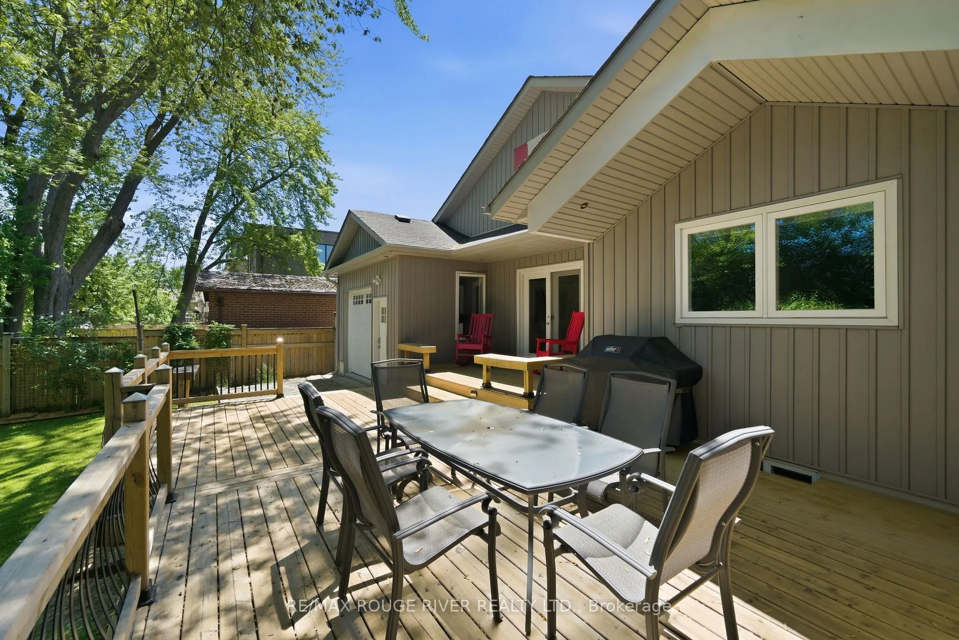 Photo 38 of 717 Hillview Crescent, Pickering, West Shore — HOMEH