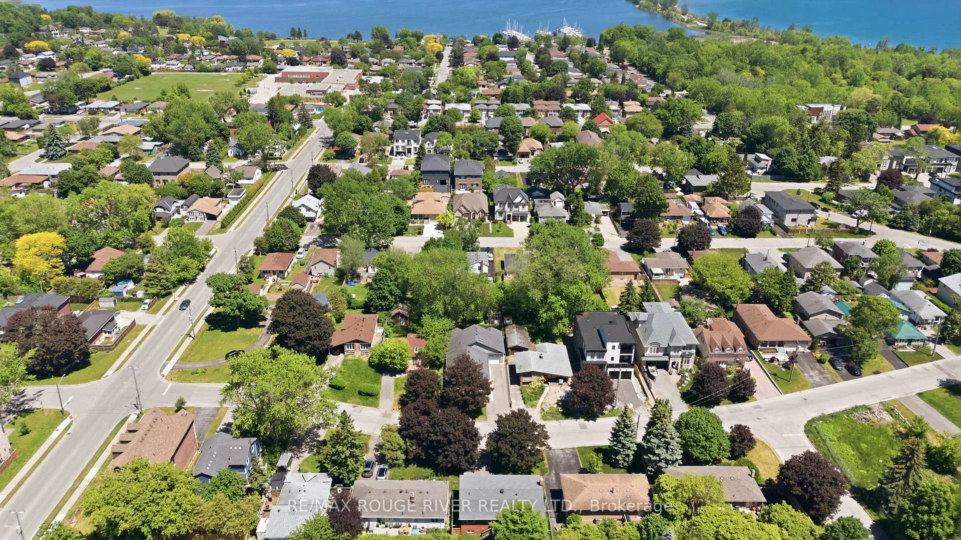 Photo 47 of 717 Hillview Crescent, Pickering, West Shore — HOMEH