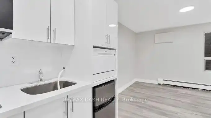 Photo 9 of Unit 101, 7 Thorburn Avenue, Toronto, South Parkdale — HOMEH