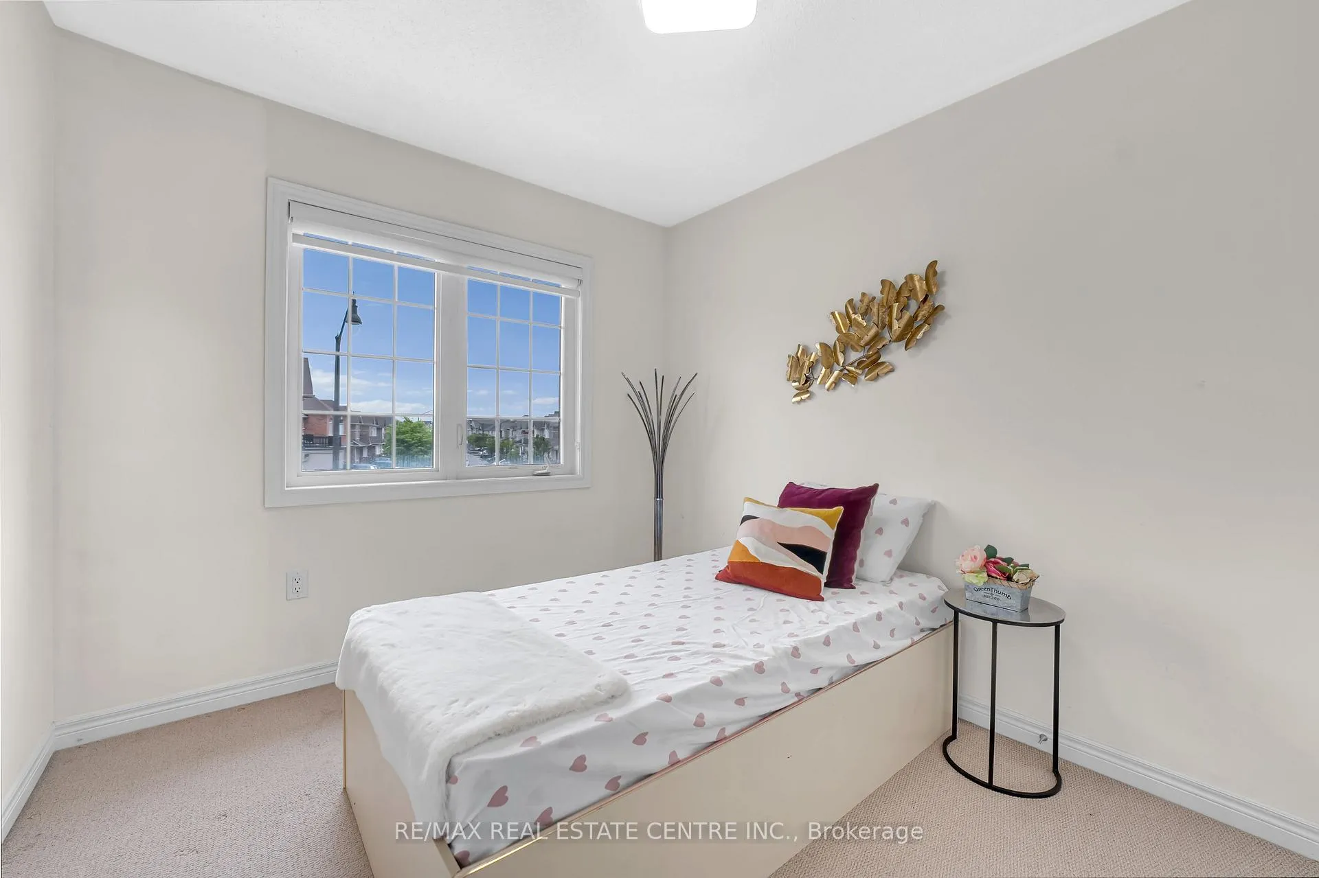 Photo 26 of 76 Saint Dennis Road, Brampton, Sandringham-Wellington North — HOMEH