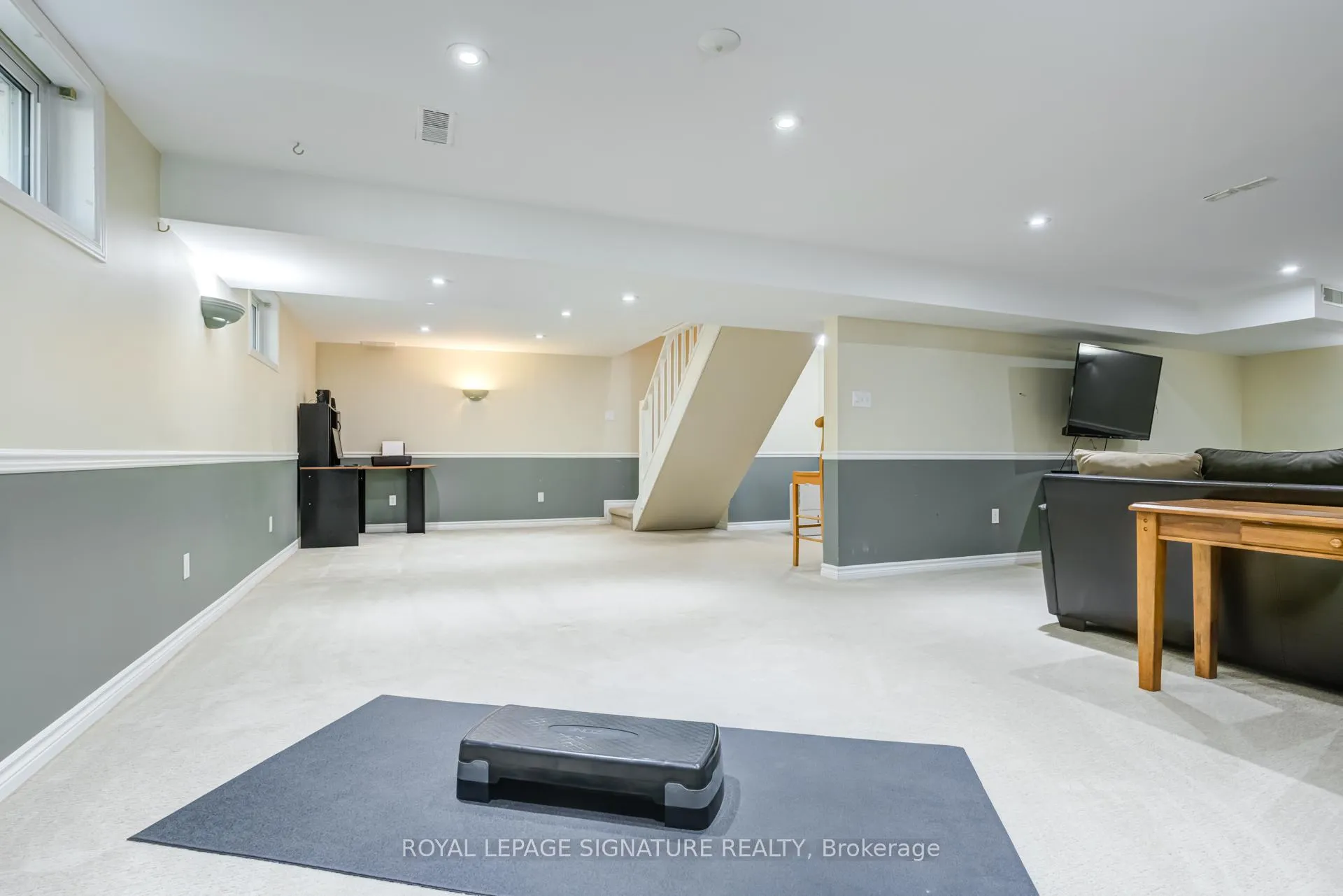Photo 27 of 7498 County 9 Road, Clearview, Creemore — HOMEH