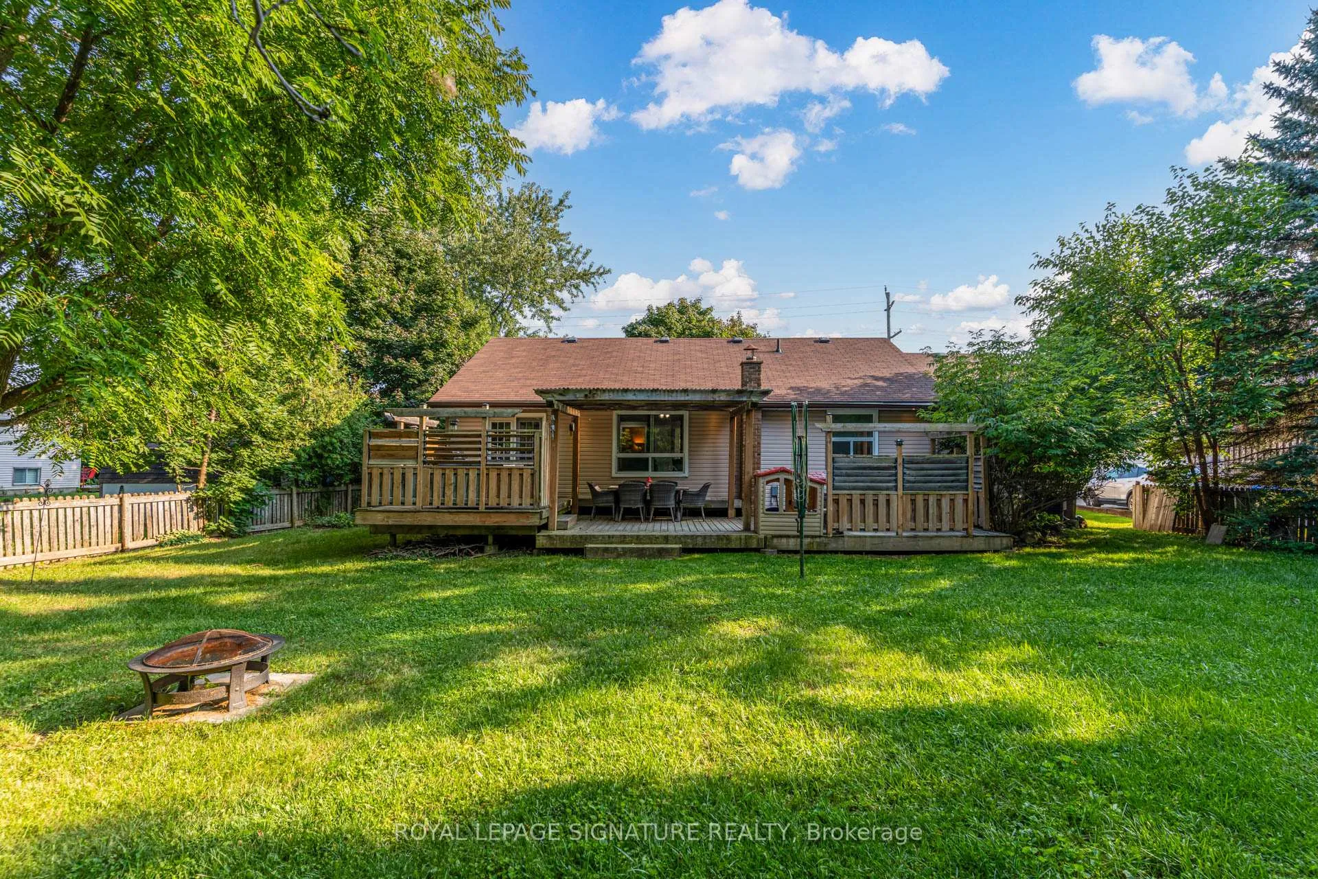 Photo 35 of 7498 County 9 Road, Clearview, Creemore — HOMEH