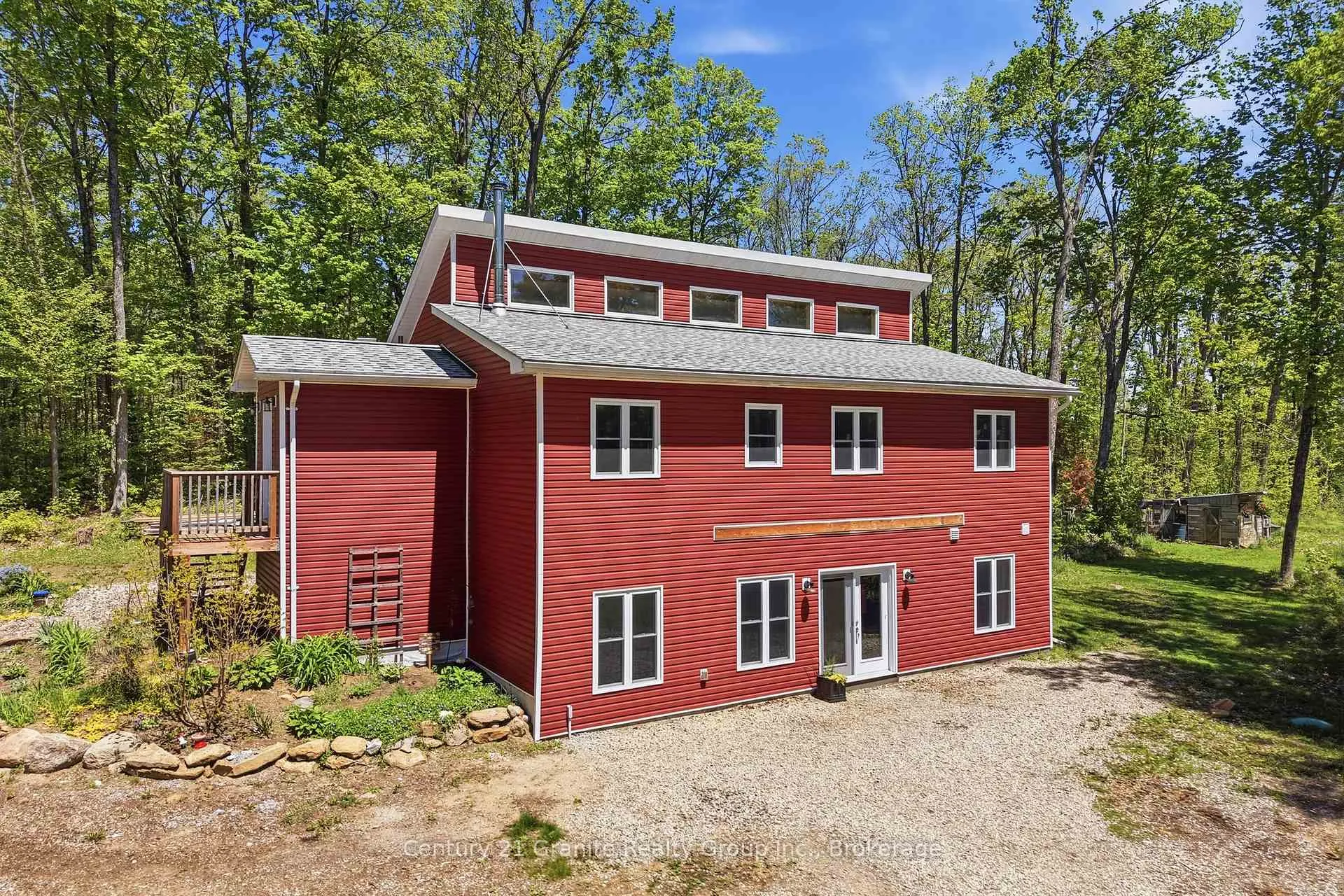 Photo 1 of 1048 Bacon Road, Minden Hills, Snowdon — HOMEH