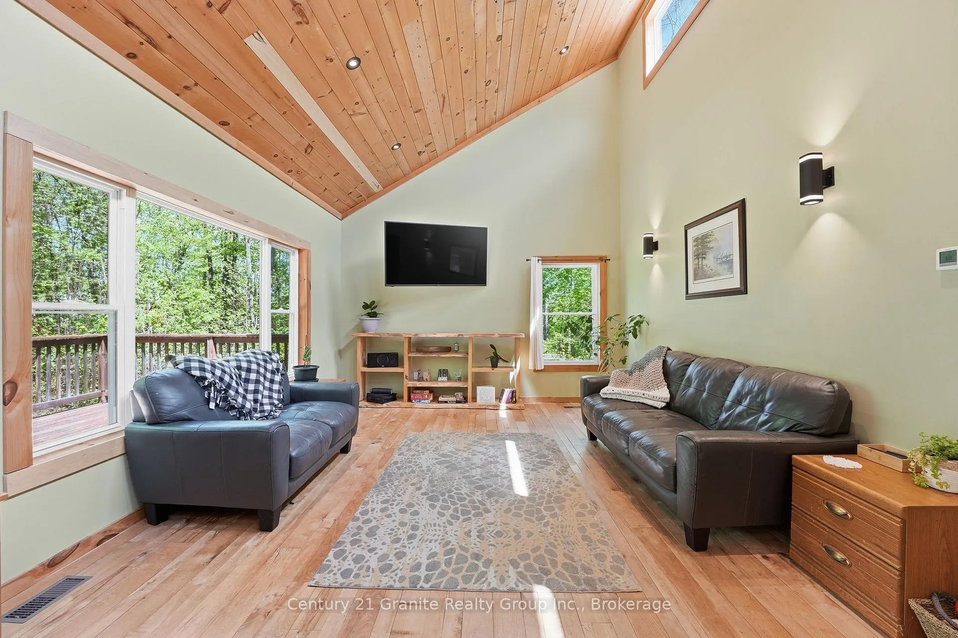 Photo 7 of 1048 Bacon Road, Minden Hills, Snowdon — HOMEH