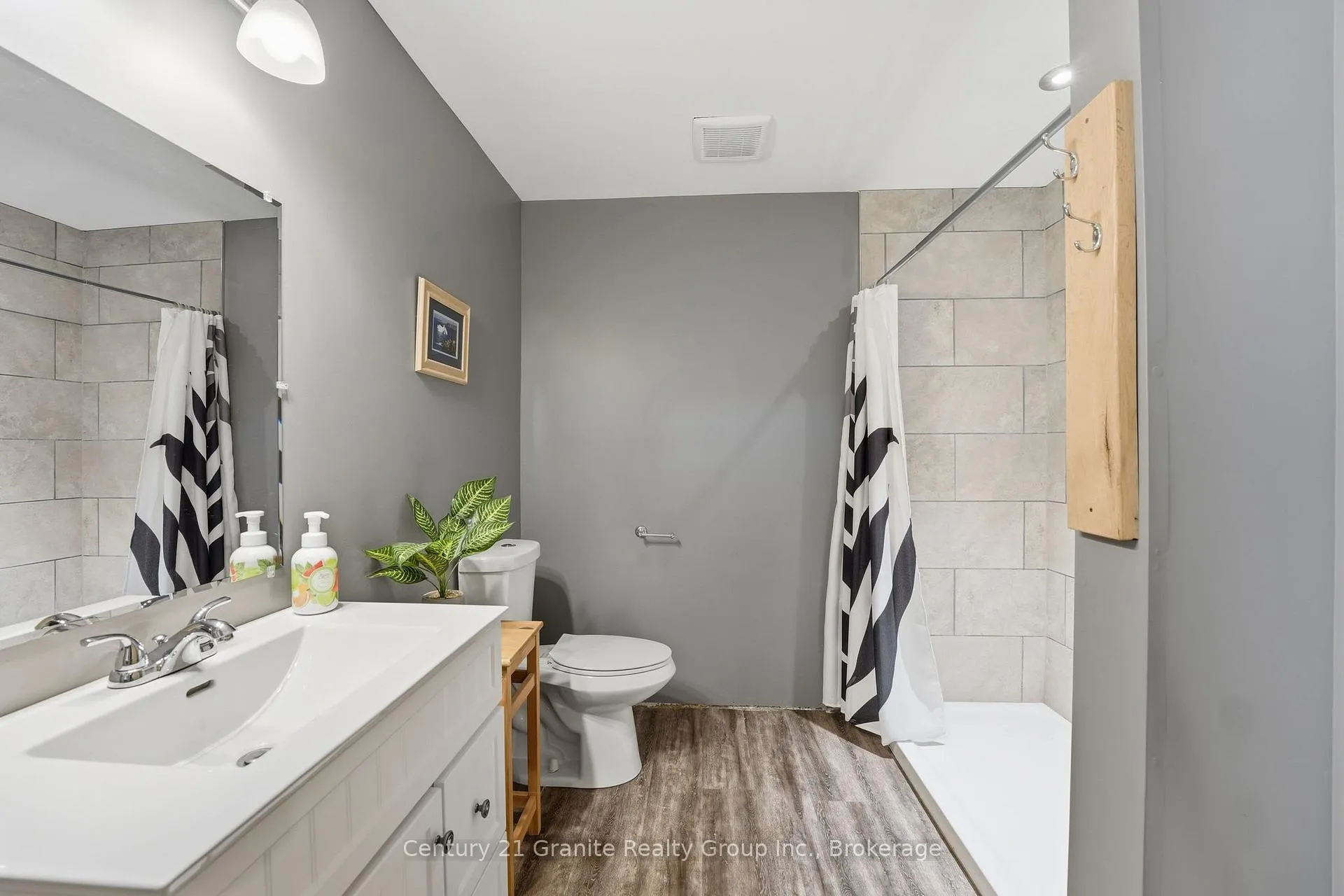 Photo 23 of 1048 Bacon Road, Minden Hills, Snowdon — HOMEH