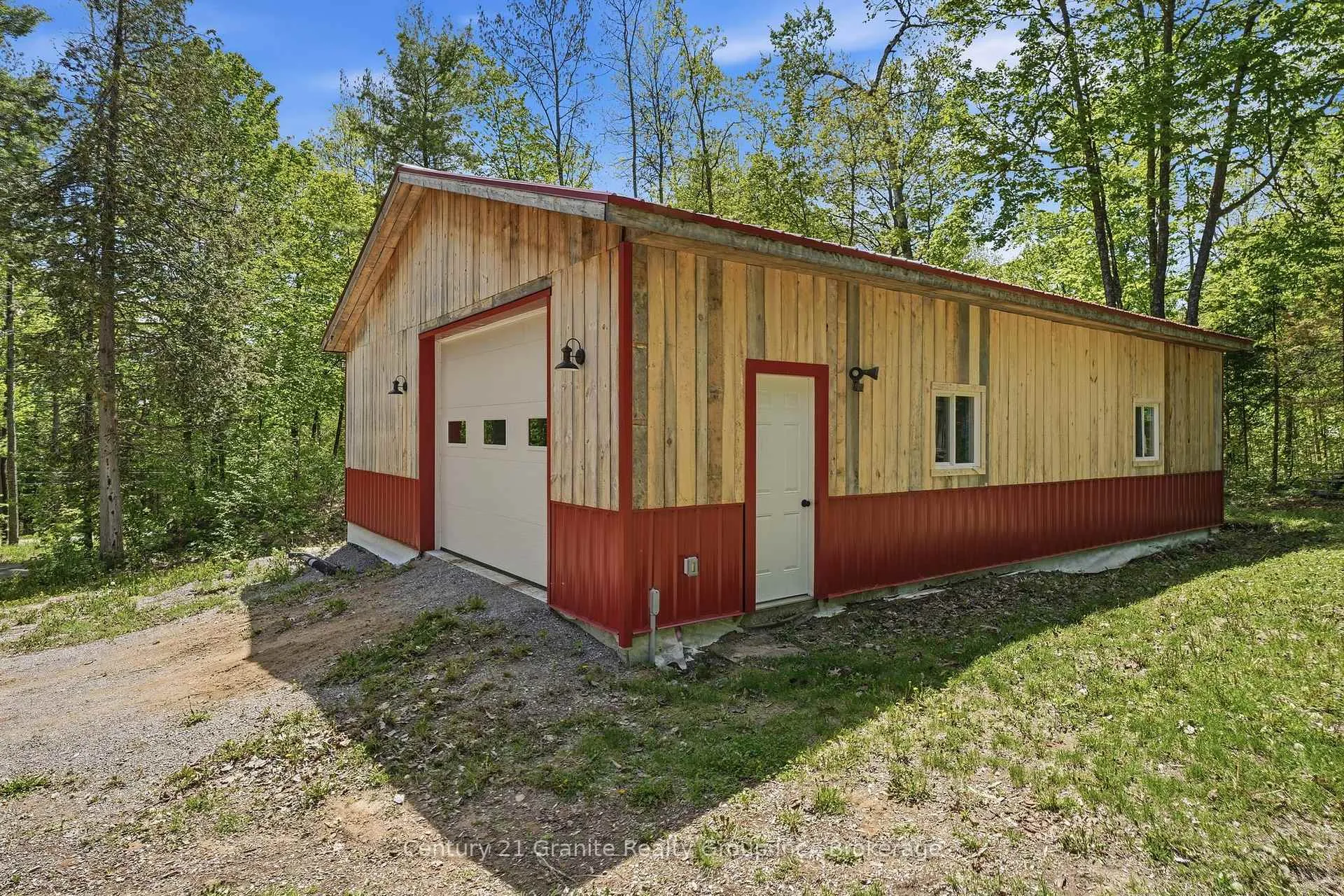 Photo 27 of 1048 Bacon Road, Minden Hills, Snowdon — HOMEH