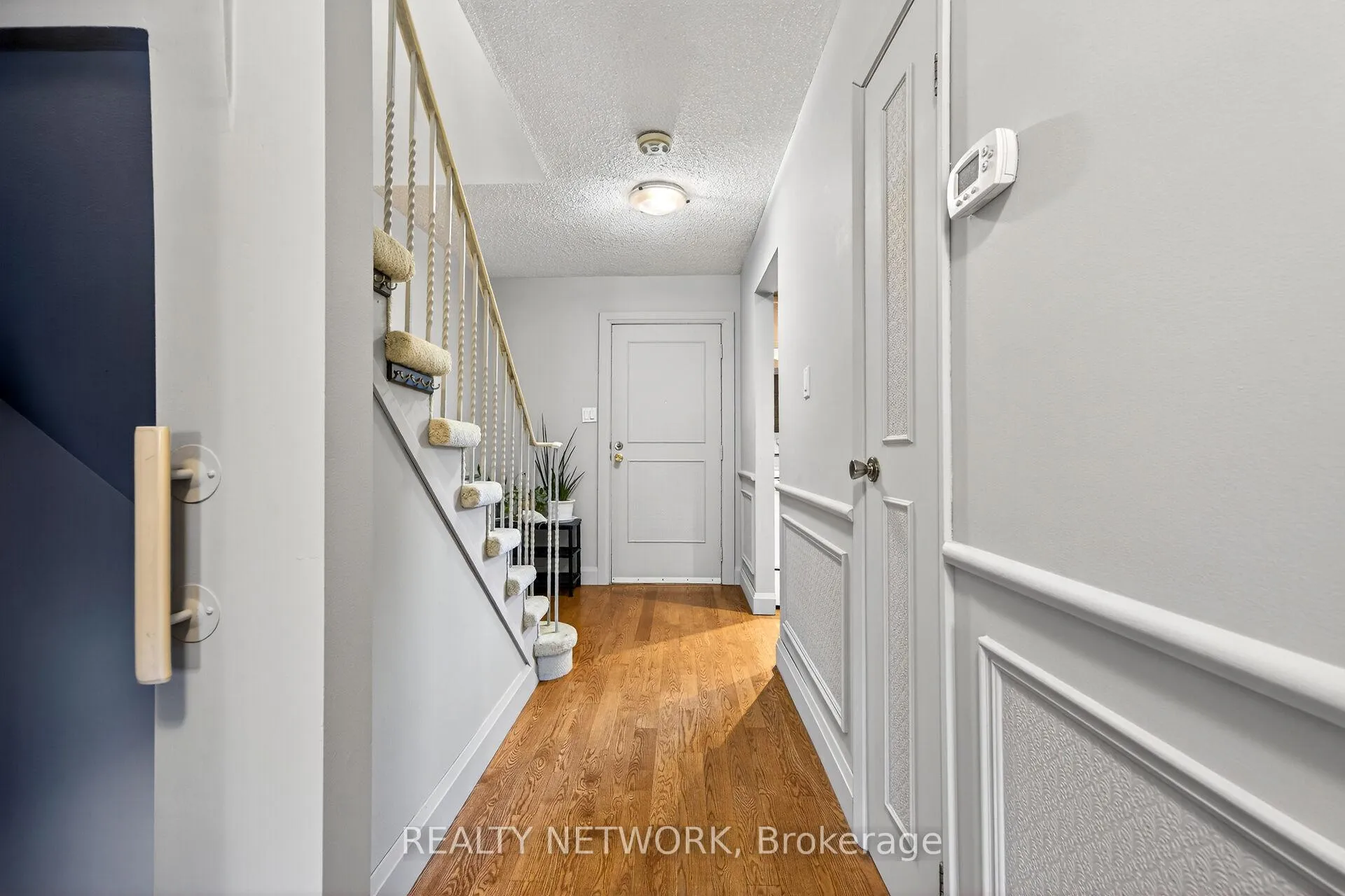 Photo 6 of Unit 1, 2252 Upper Middle Road, Burlington, Brant Hills — HOMEH