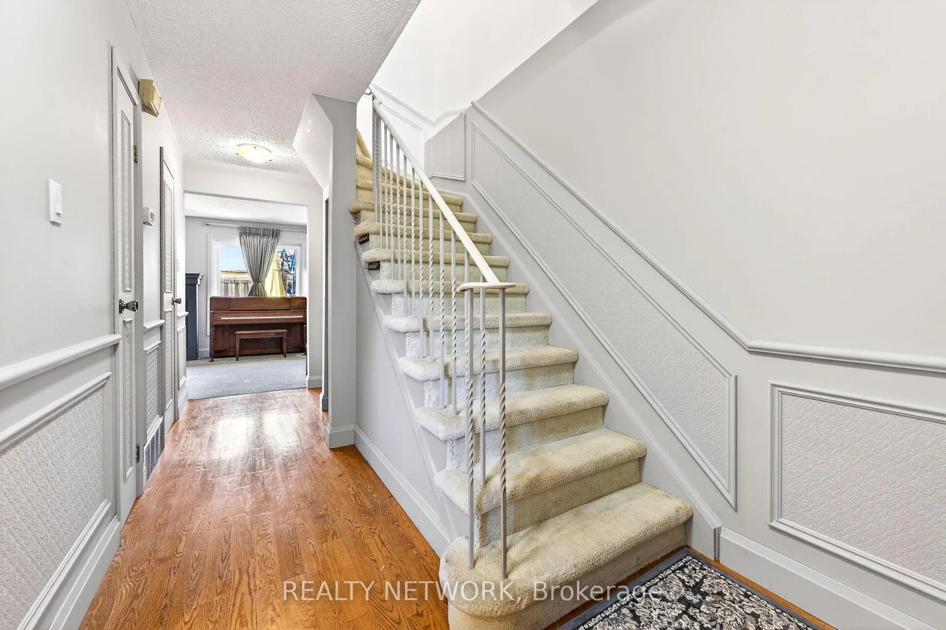 Photo 7 of Unit 1, 2252 Upper Middle Road, Burlington, Brant Hills — HOMEH