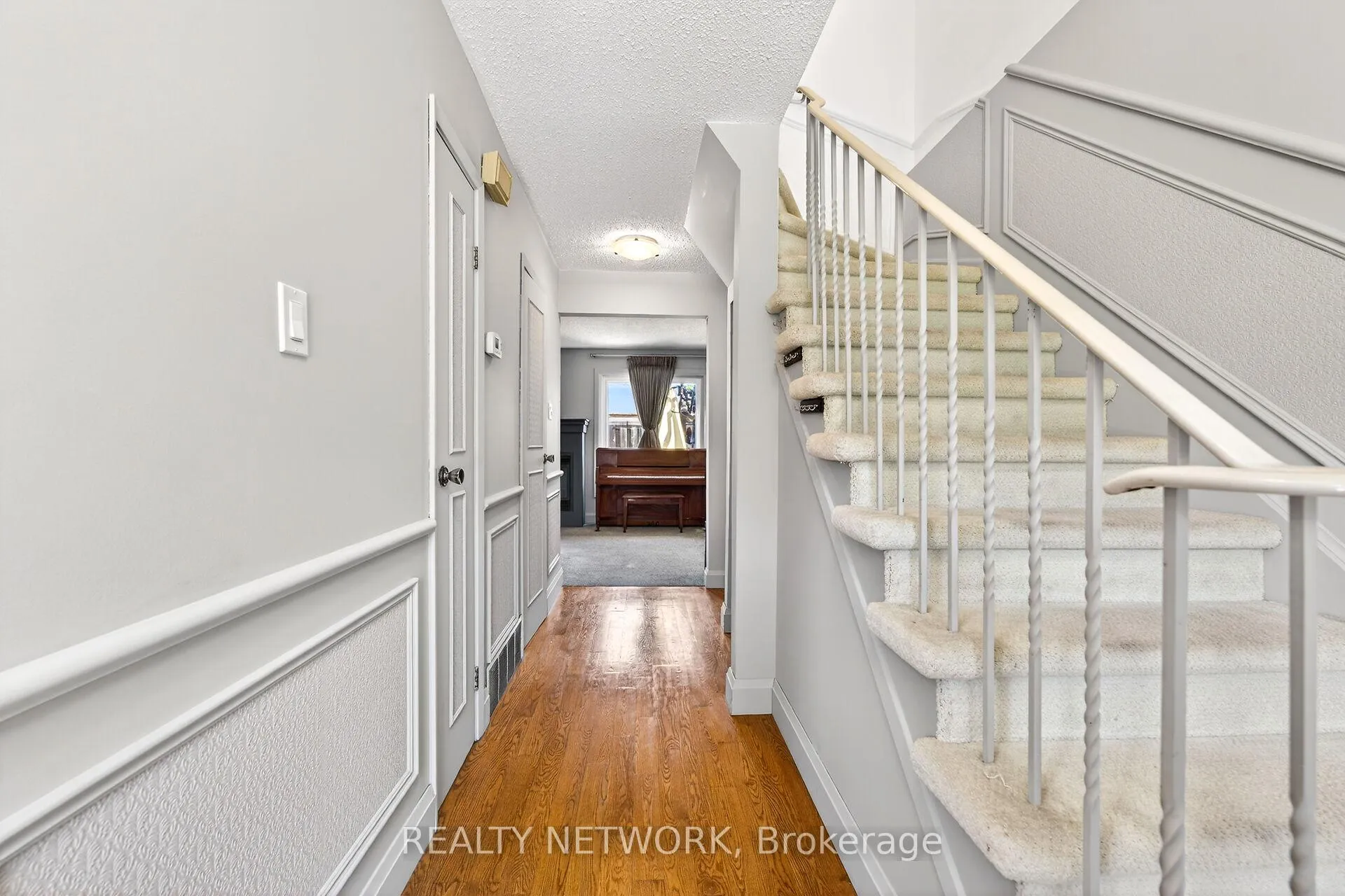 Photo 8 of Unit 1, 2252 Upper Middle Road, Burlington, Brant Hills — HOMEH