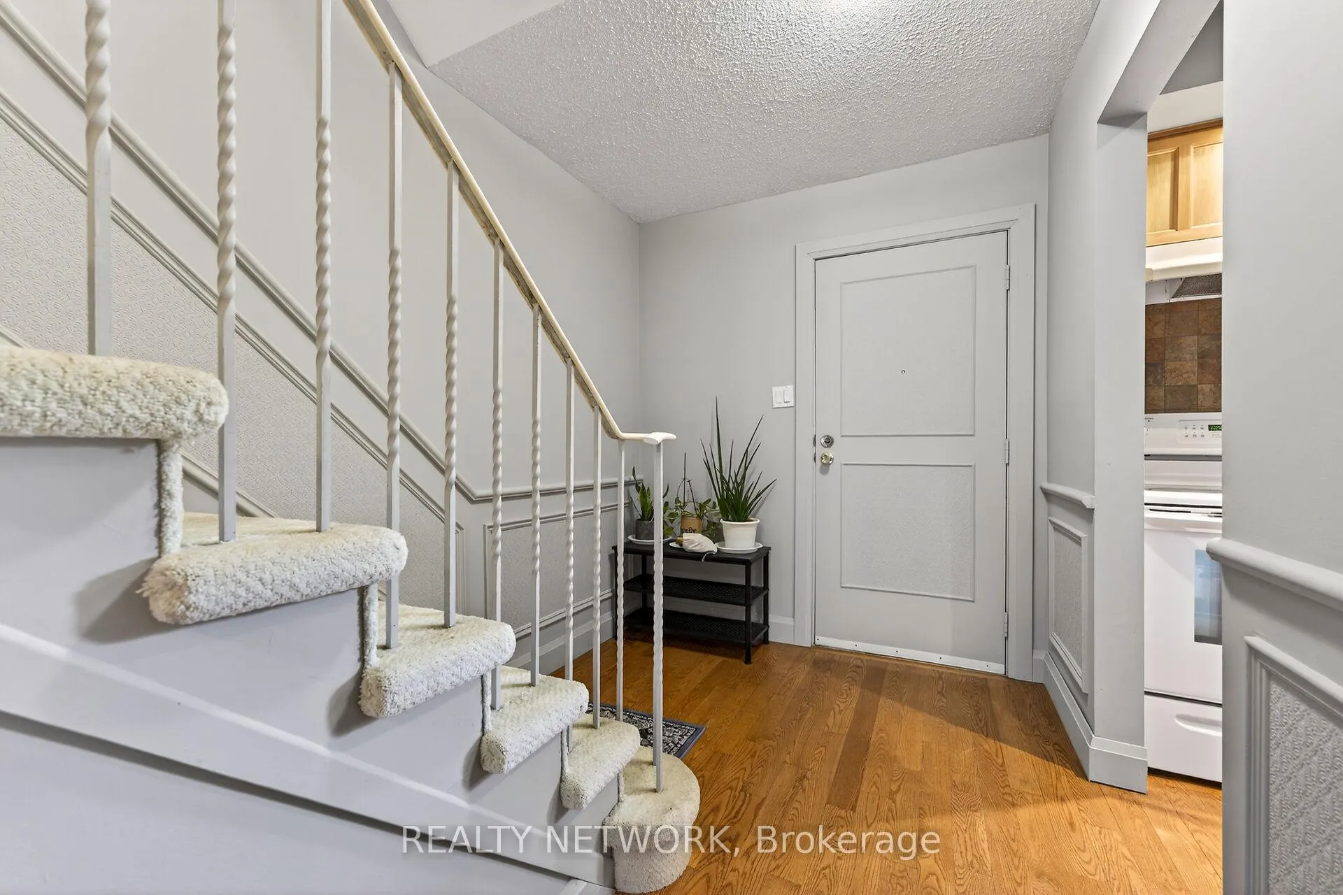 Photo 9 of Unit 1, 2252 Upper Middle Road, Burlington, Brant Hills — HOMEH