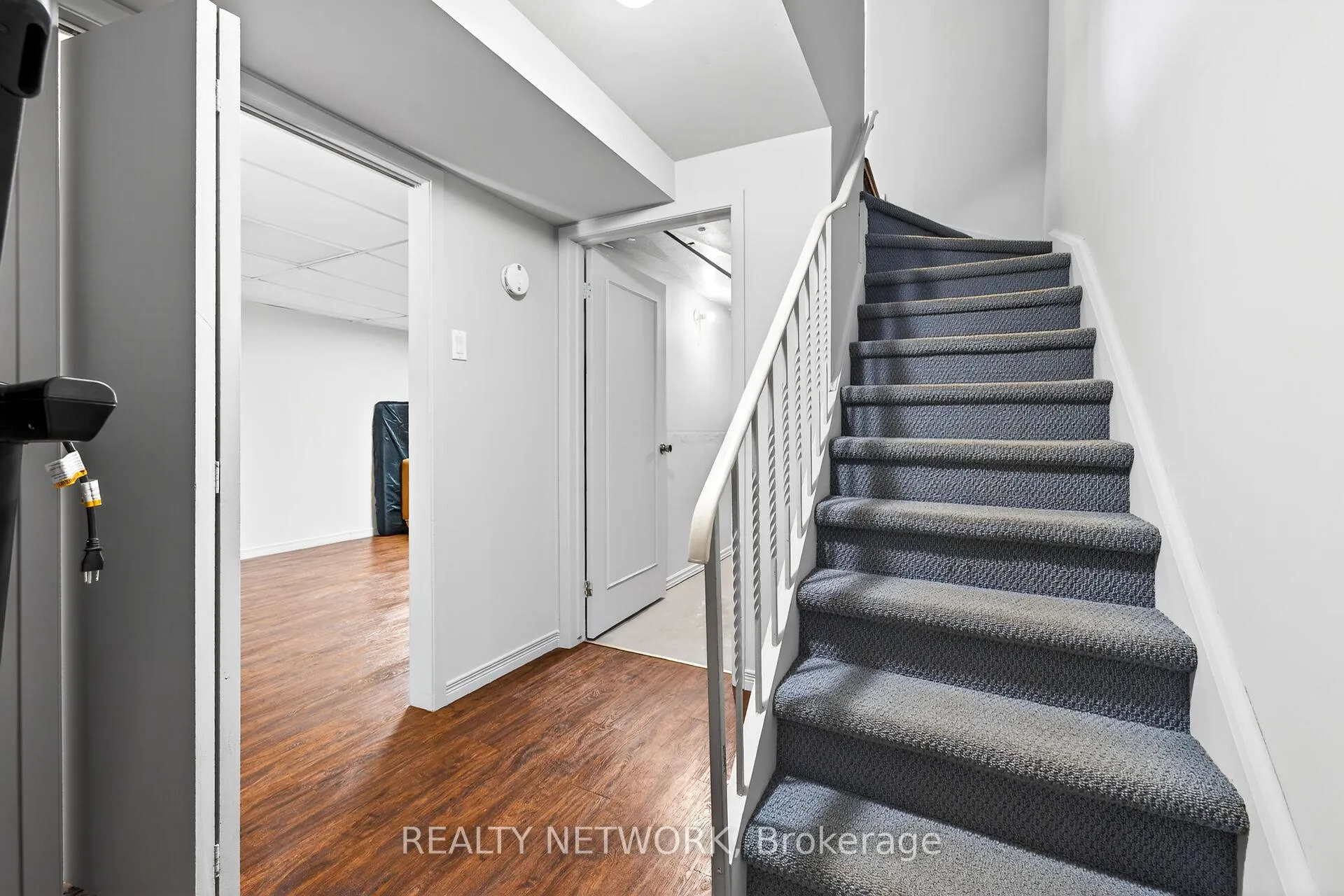 Photo 34 of Unit 1, 2252 Upper Middle Road, Burlington, Brant Hills — HOMEH