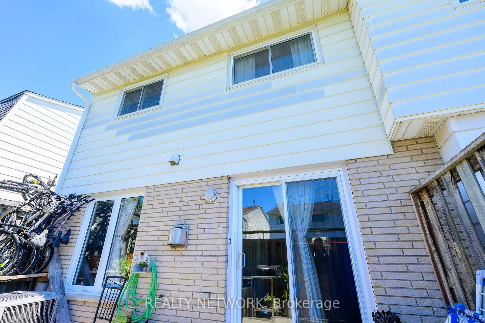 Photo 44 of Unit 1, 2252 Upper Middle Road, Burlington, Brant Hills — HOMEH