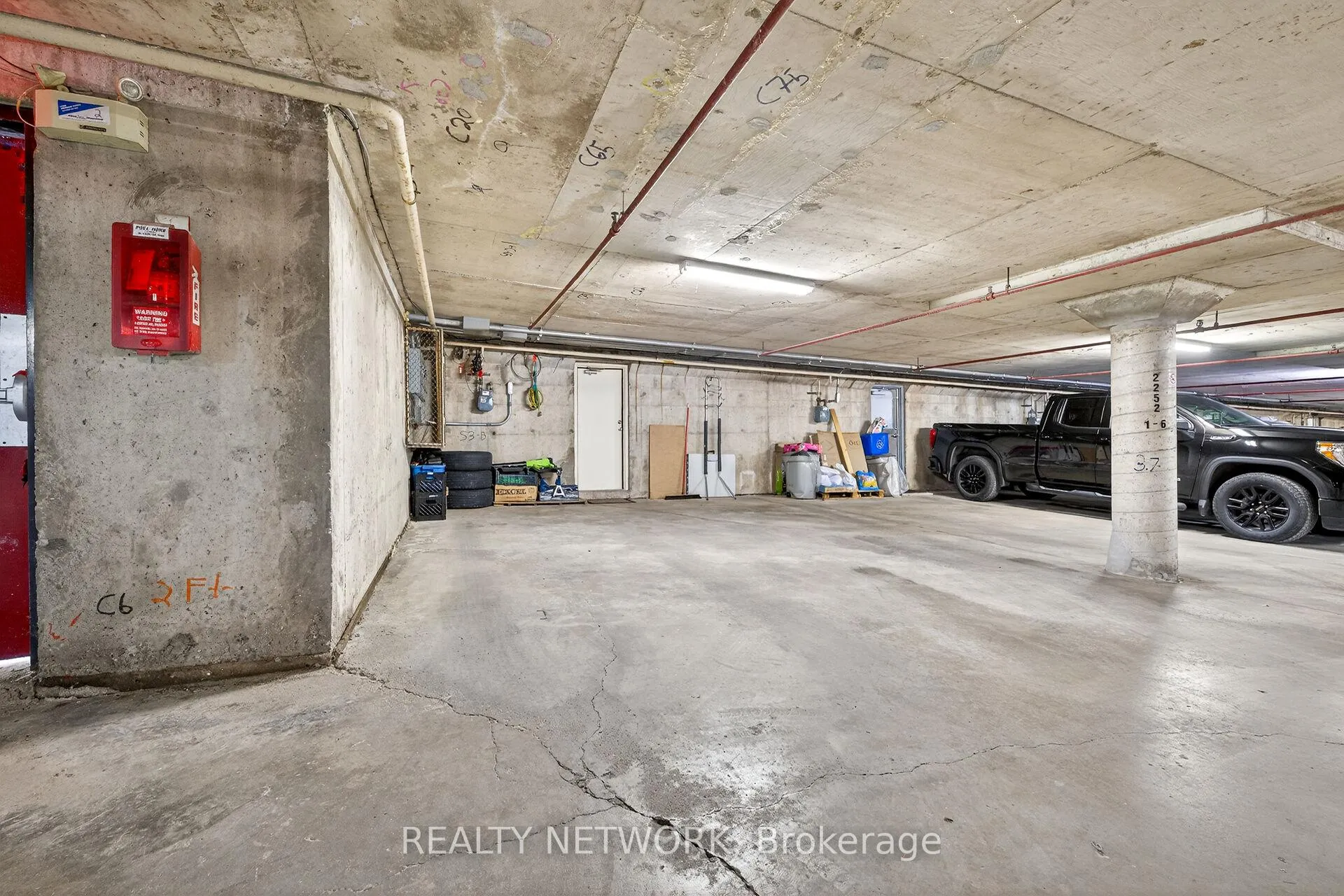 Photo 48 of Unit 1, 2252 Upper Middle Road, Burlington, Brant Hills — HOMEH