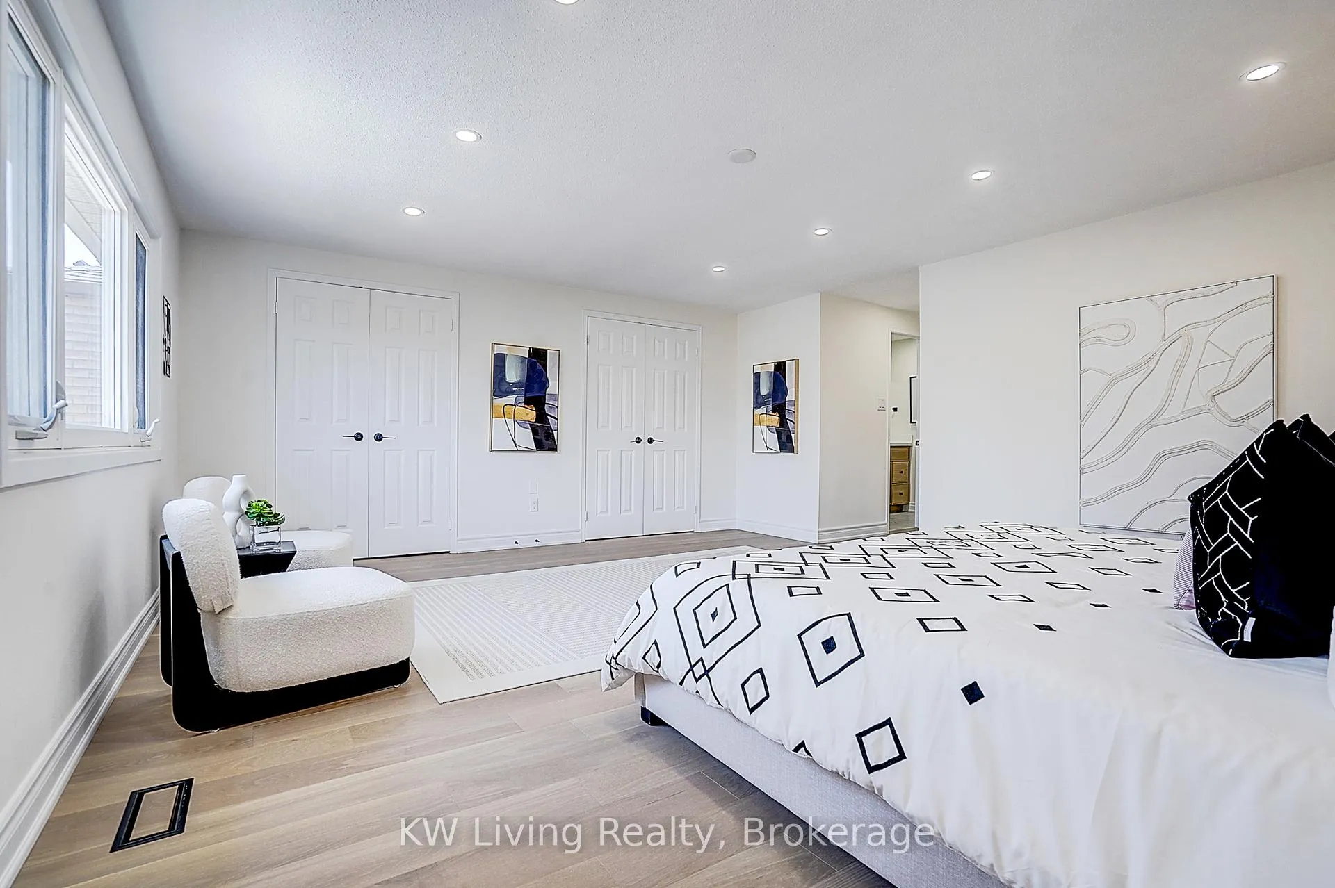 Photo 32 of 132 Northolt Crescent, Markham, Milliken Mills East — HOMEH