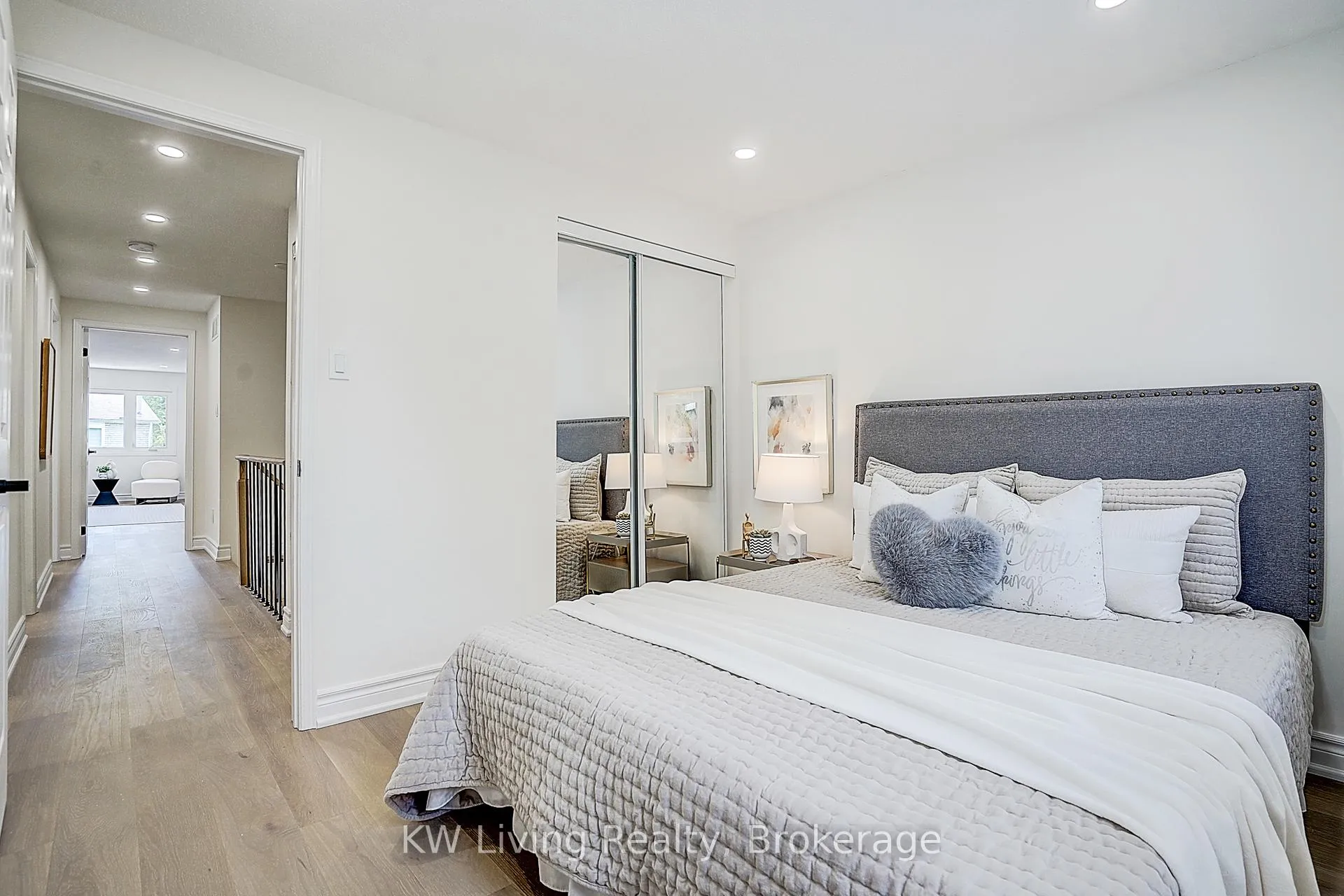 Photo 40 of 132 Northolt Crescent, Markham, Milliken Mills East — HOMEH